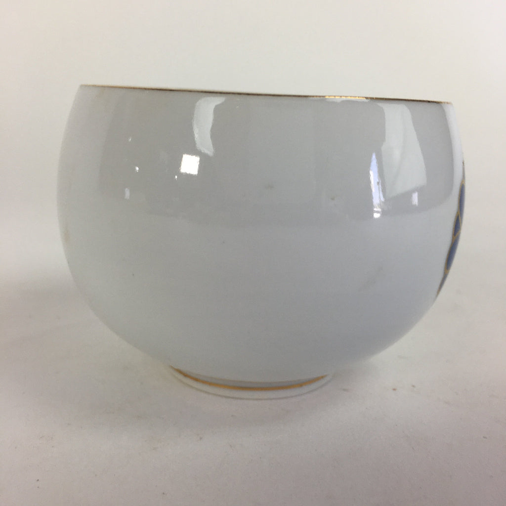 Japanese Porcelain Teacup Yunomi Vtg Chrysanthemum White Sencha TC210