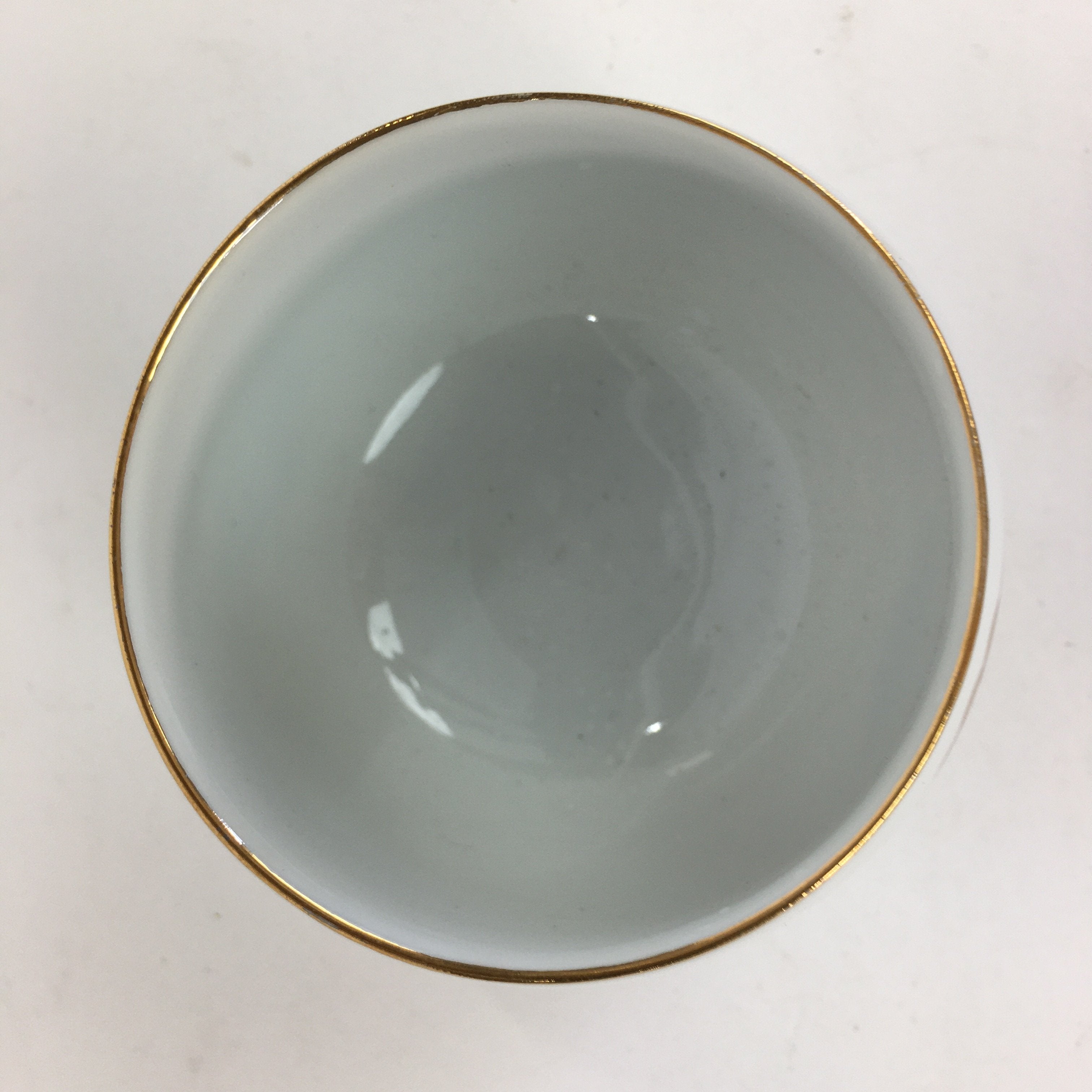 Japanese Porcelain Teacup Yunomi Vtg Chrysanthemum White Sencha TC210