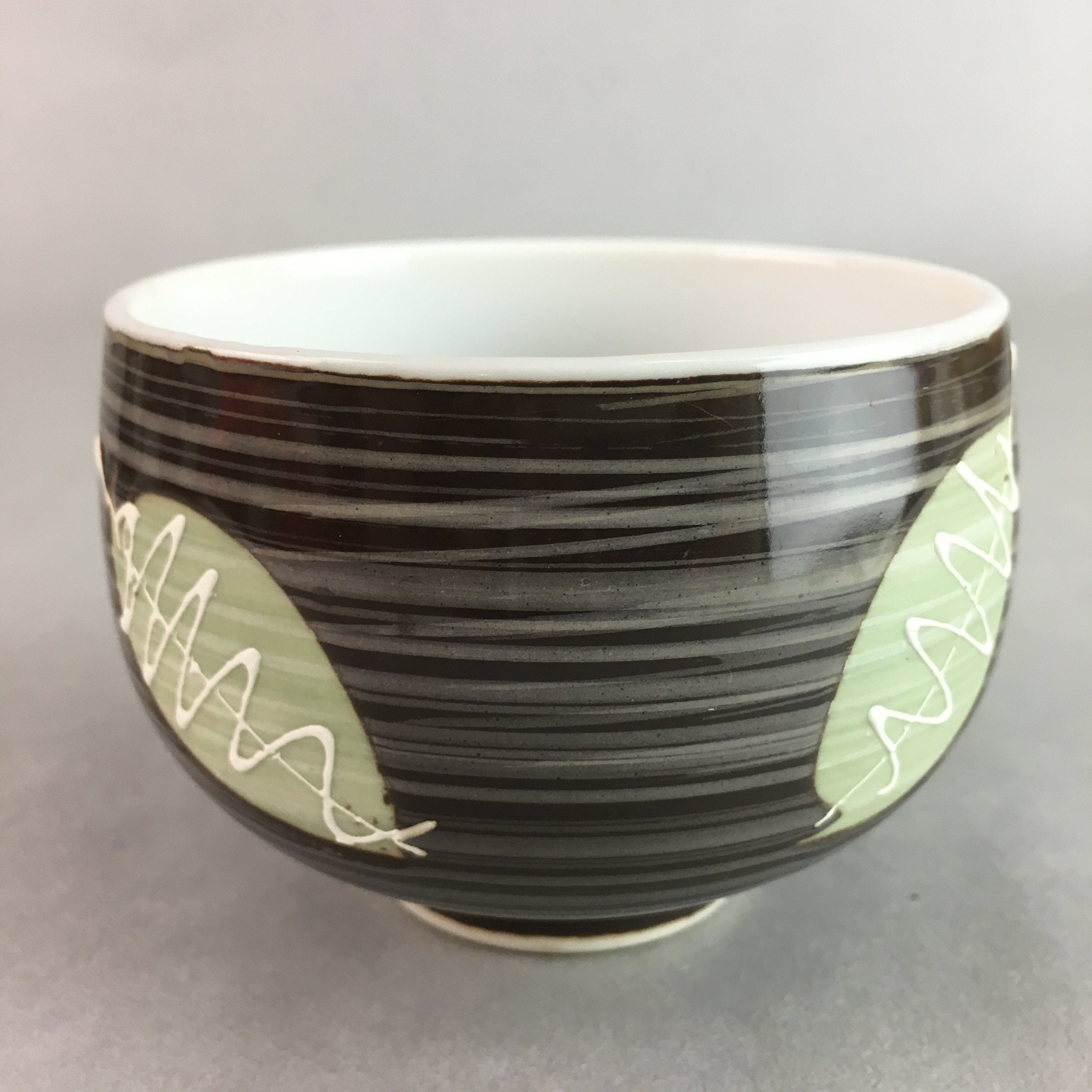 Japanese Porcelain Teacup Yunomi Vtg Sencha Brown Green Leaf Stripe TC135