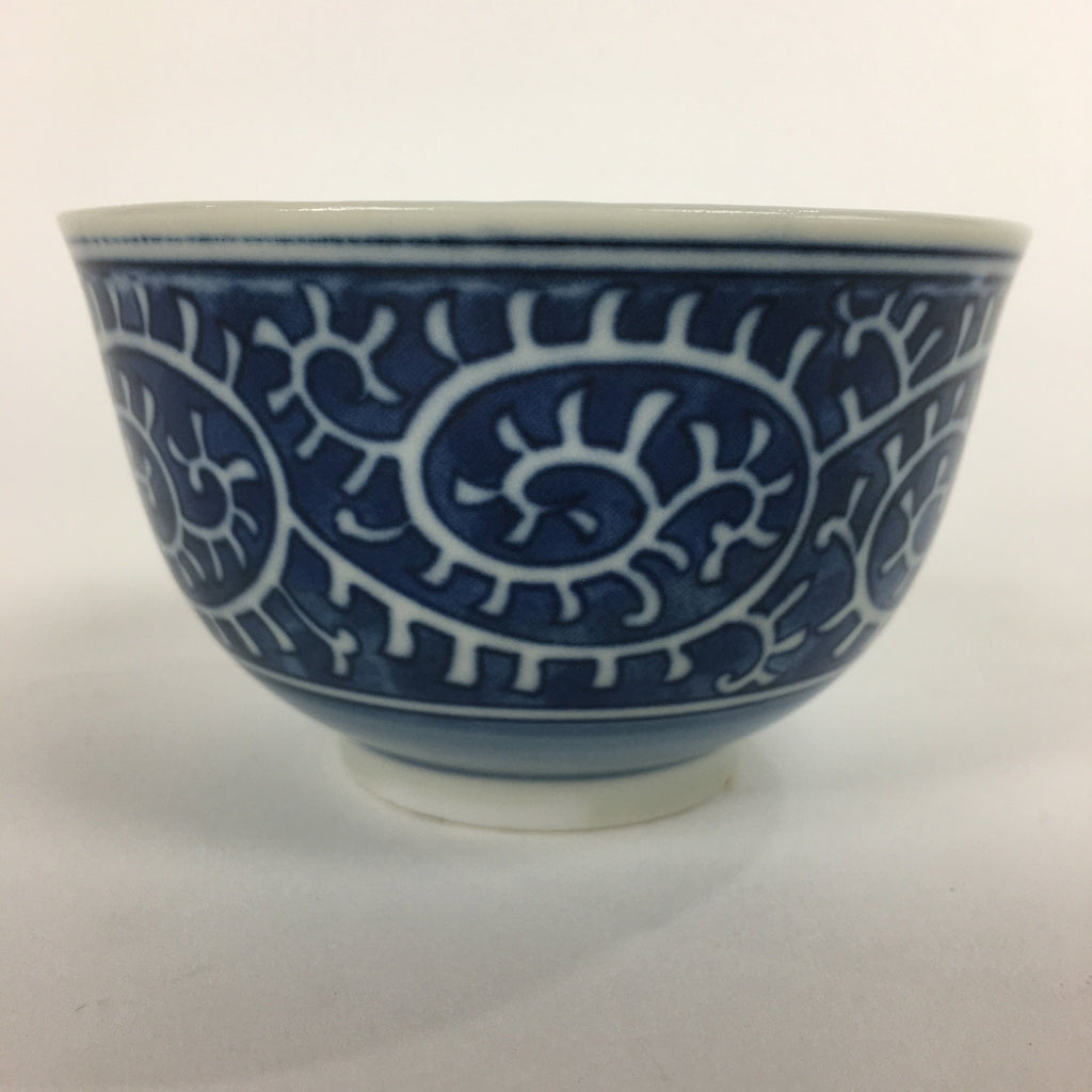 Japanese Porcelain Teacup Yunomi Vtg White Blue Karakusa pattern Sencha TC185