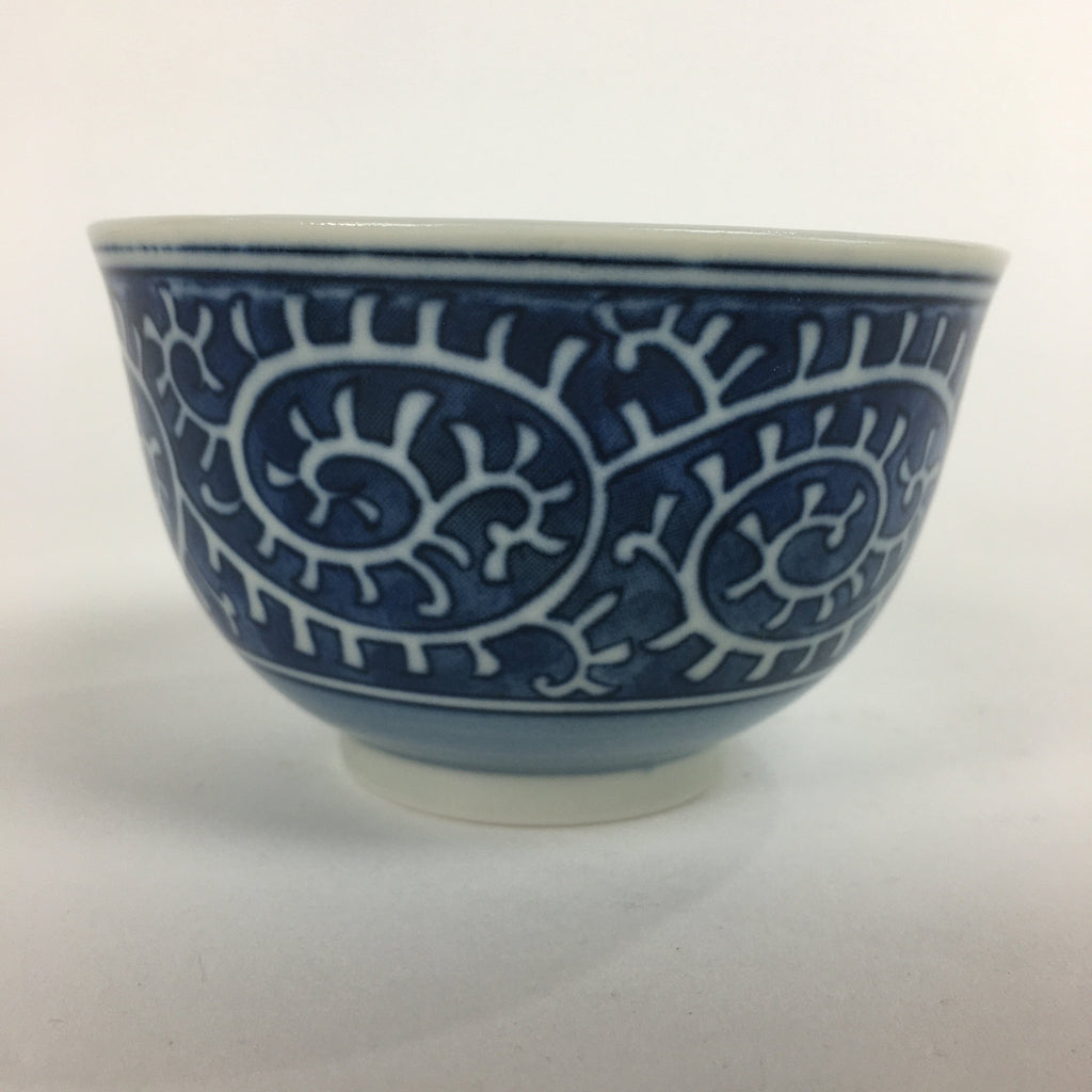 Japanese Porcelain Teacup Yunomi Vtg White Blue Karakusa pattern Sencha TC187