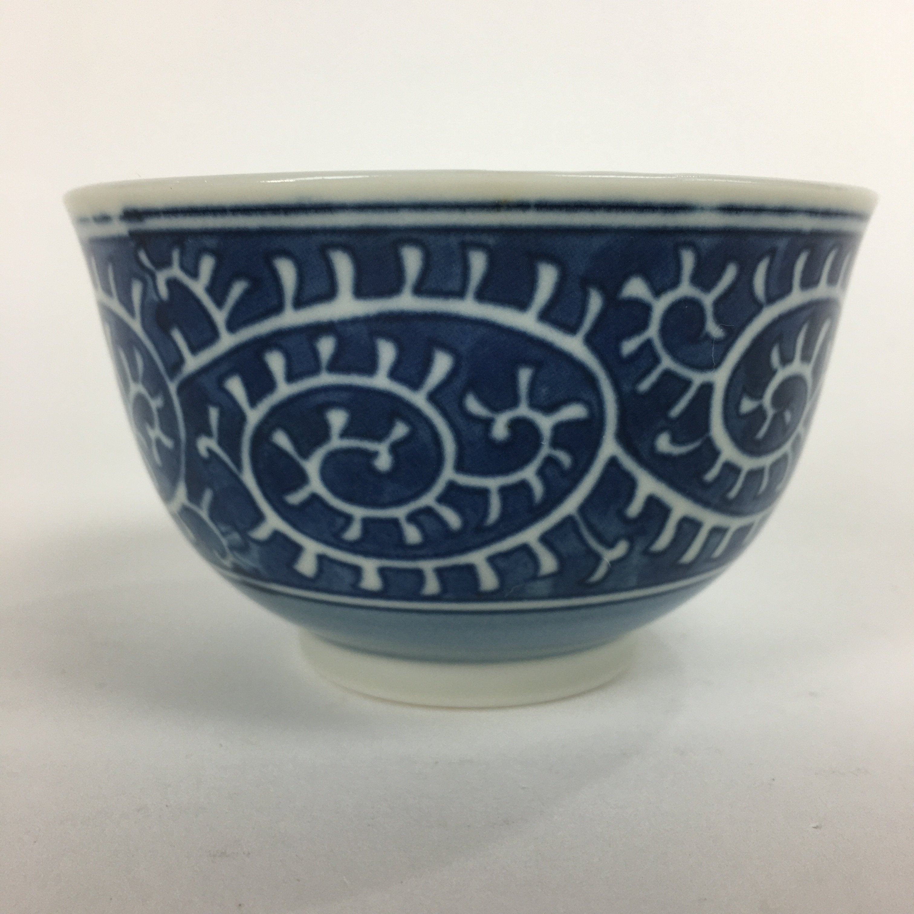Japanese Porcelain Teacup Yunomi Vtg White Blue Karakusa pattern Sencha TC188