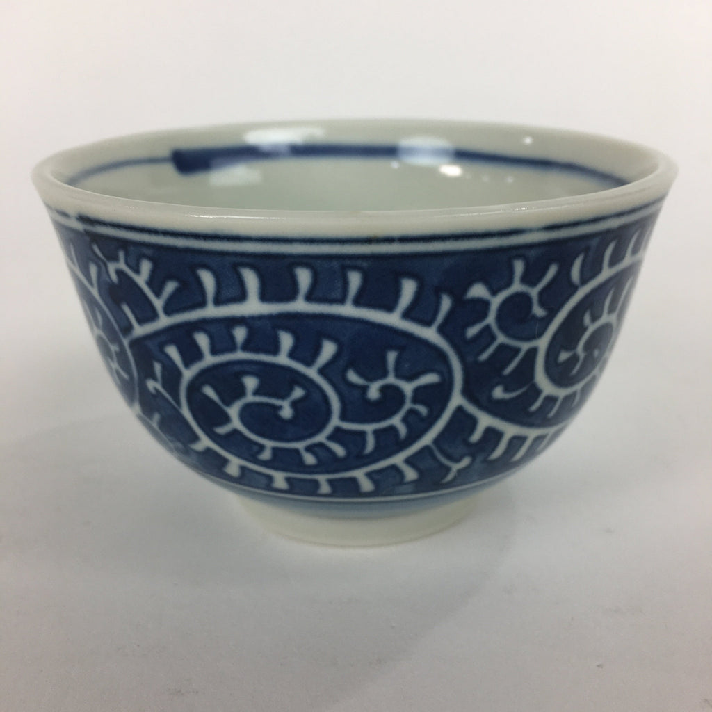 Japanese Porcelain Teacup Yunomi Vtg White Blue Karakusa pattern Sencha TC188