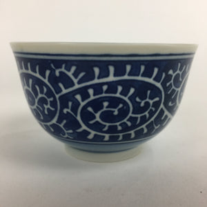 Japanese Porcelain Teacup Yunomi Vtg White Blue Karakusa pattern Sencha TC189