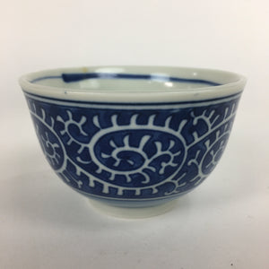 Japanese Porcelain Teacup Yunomi Vtg White Blue Karakusa pattern Sencha TC190
