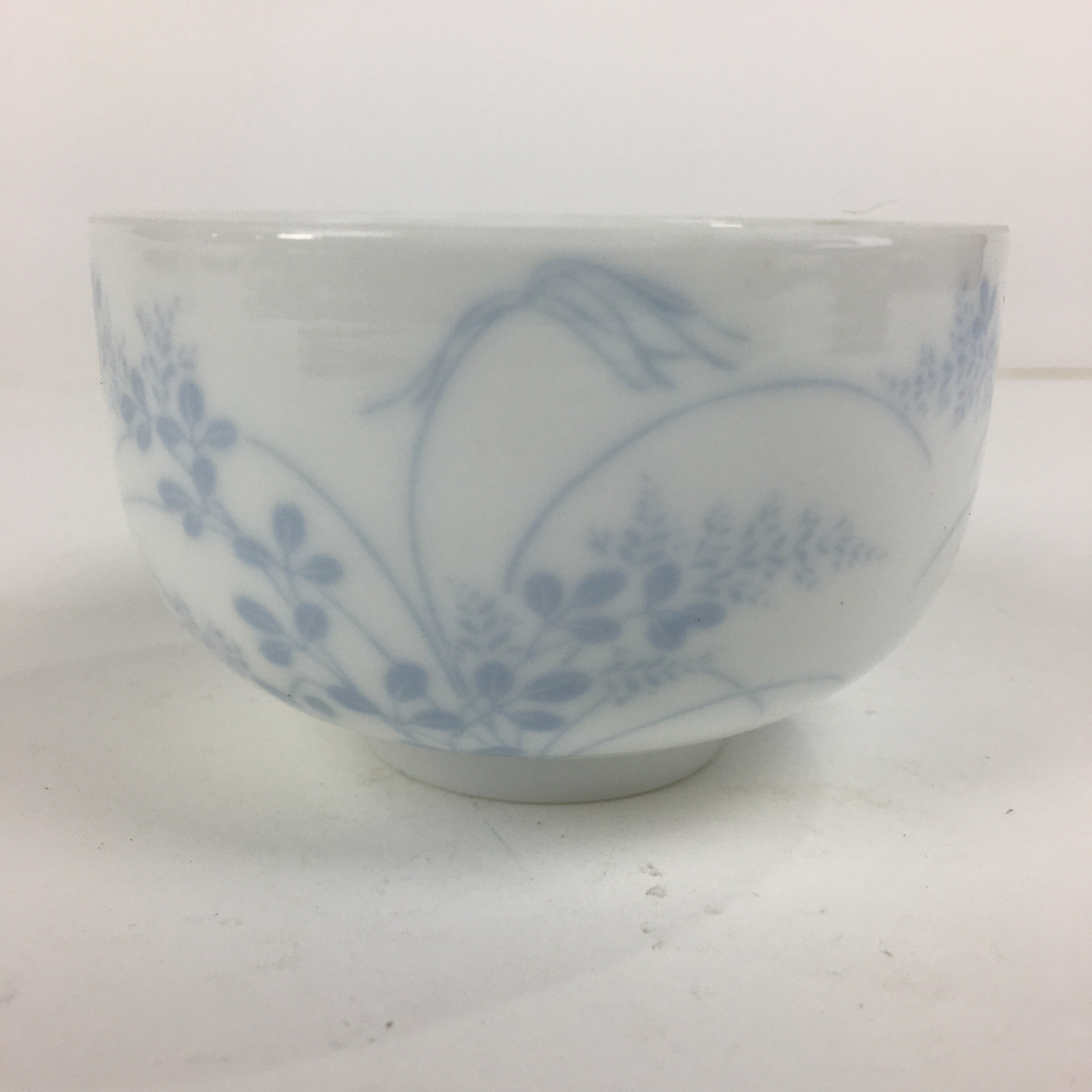 Japanese Porcelain Teacup Yunomi Vtg White Field Grass Pottery Sencha TC272