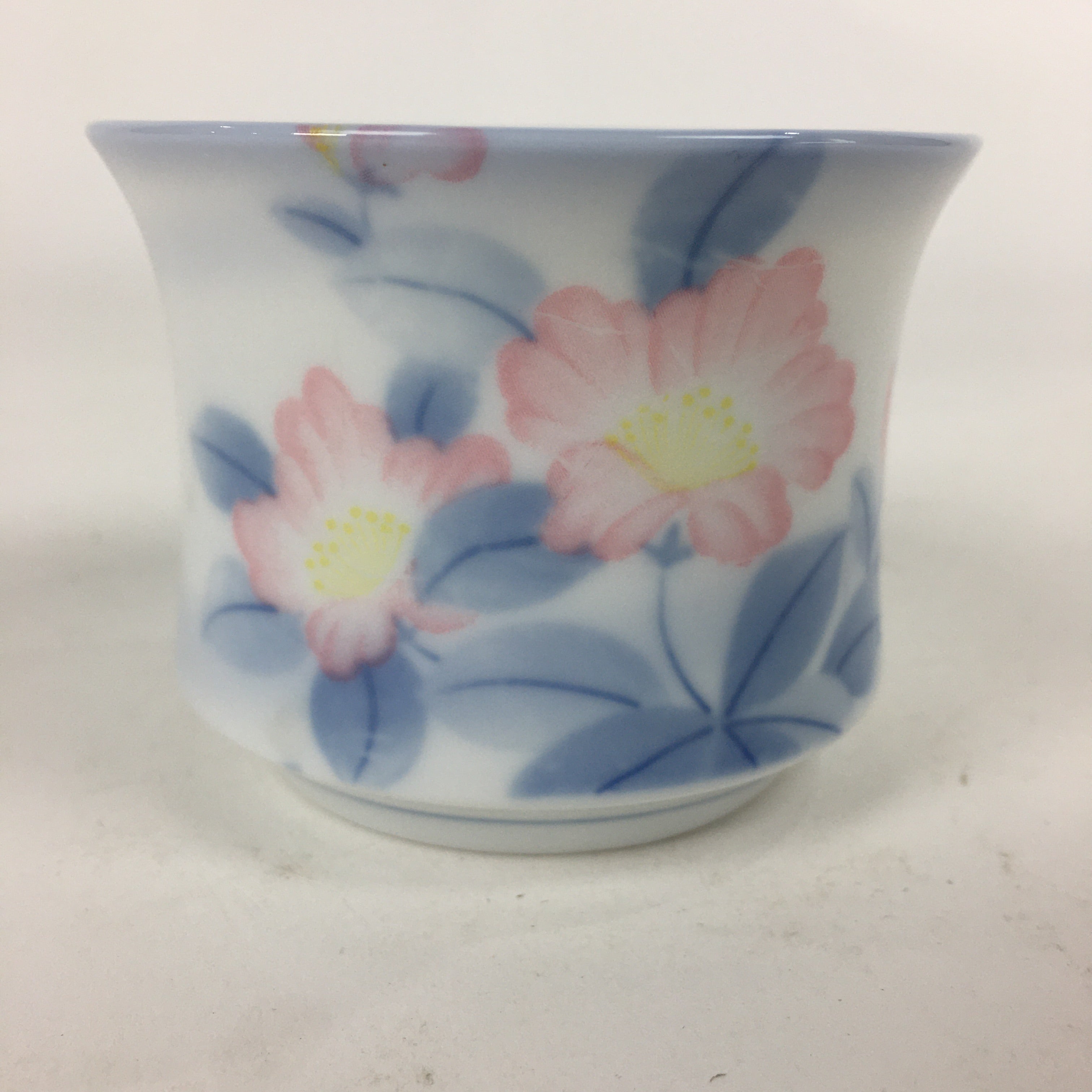 Japanese Porcelain Teacup Yunomi Vtg White Pink Flower Pottery Sencha TC269