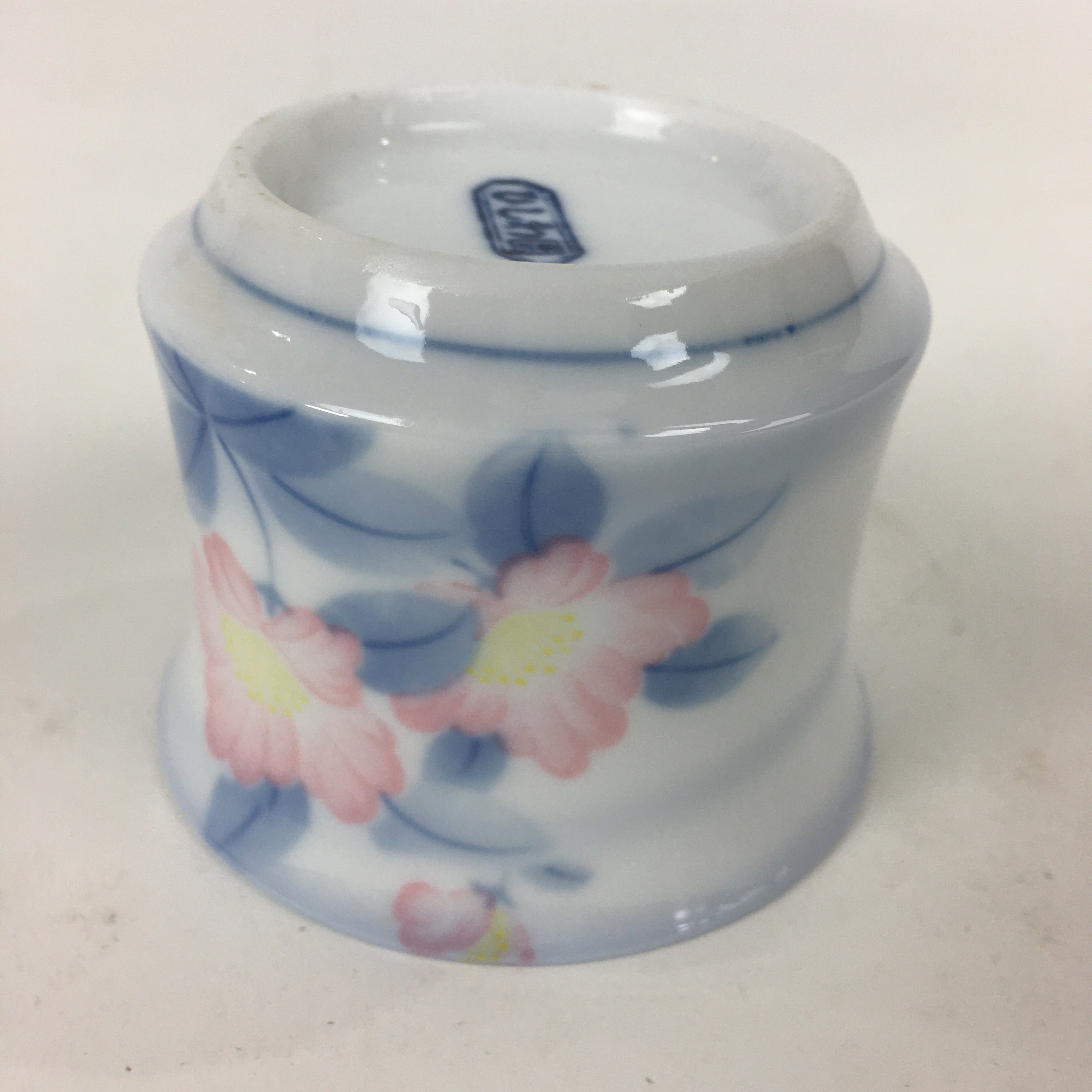 Japanese Porcelain Teacup Yunomi Vtg White Pink Flower Pottery Sencha TC270