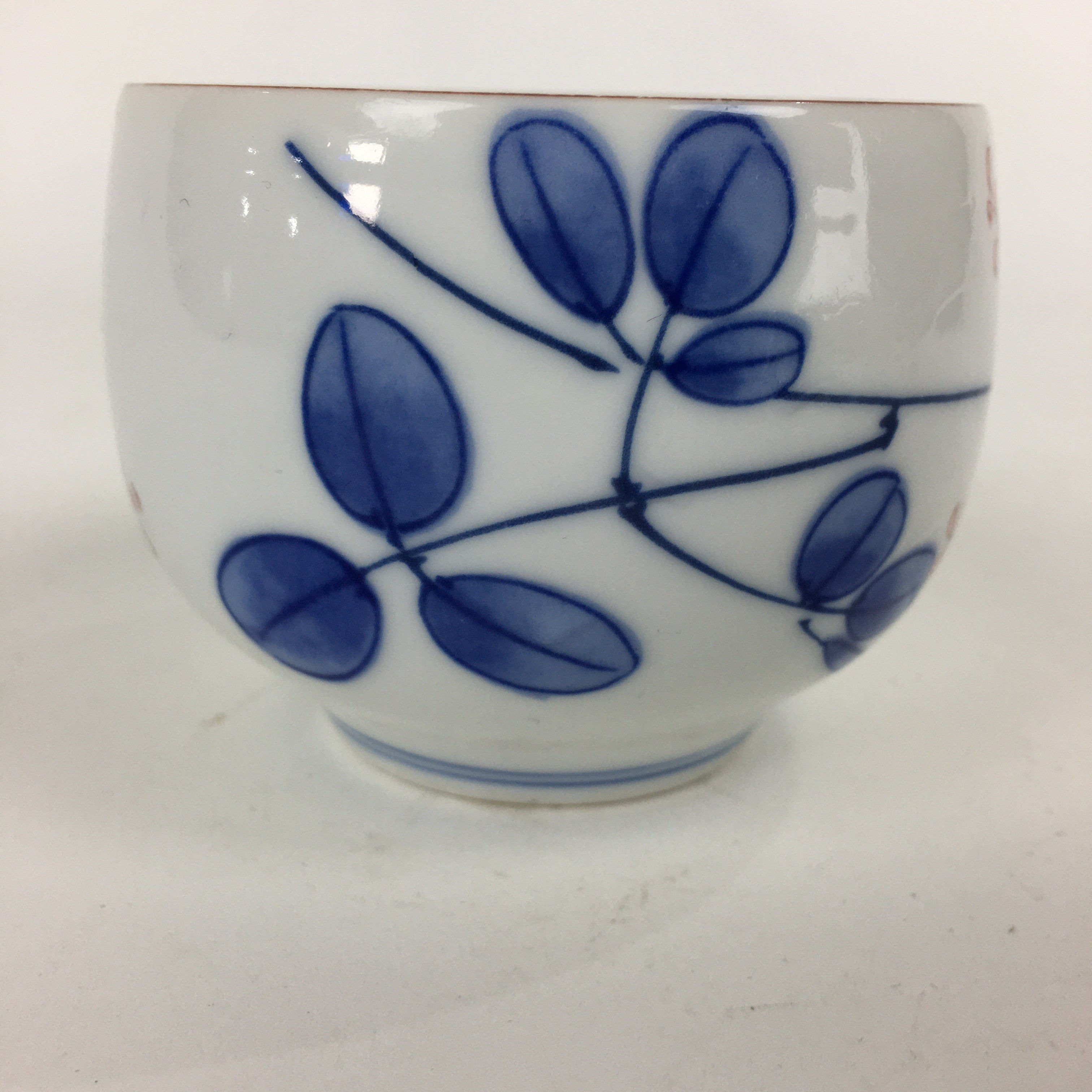 Japanese Porcelain Teacup Yunomi Vtg White Red Flower Pottery Sencha TC267