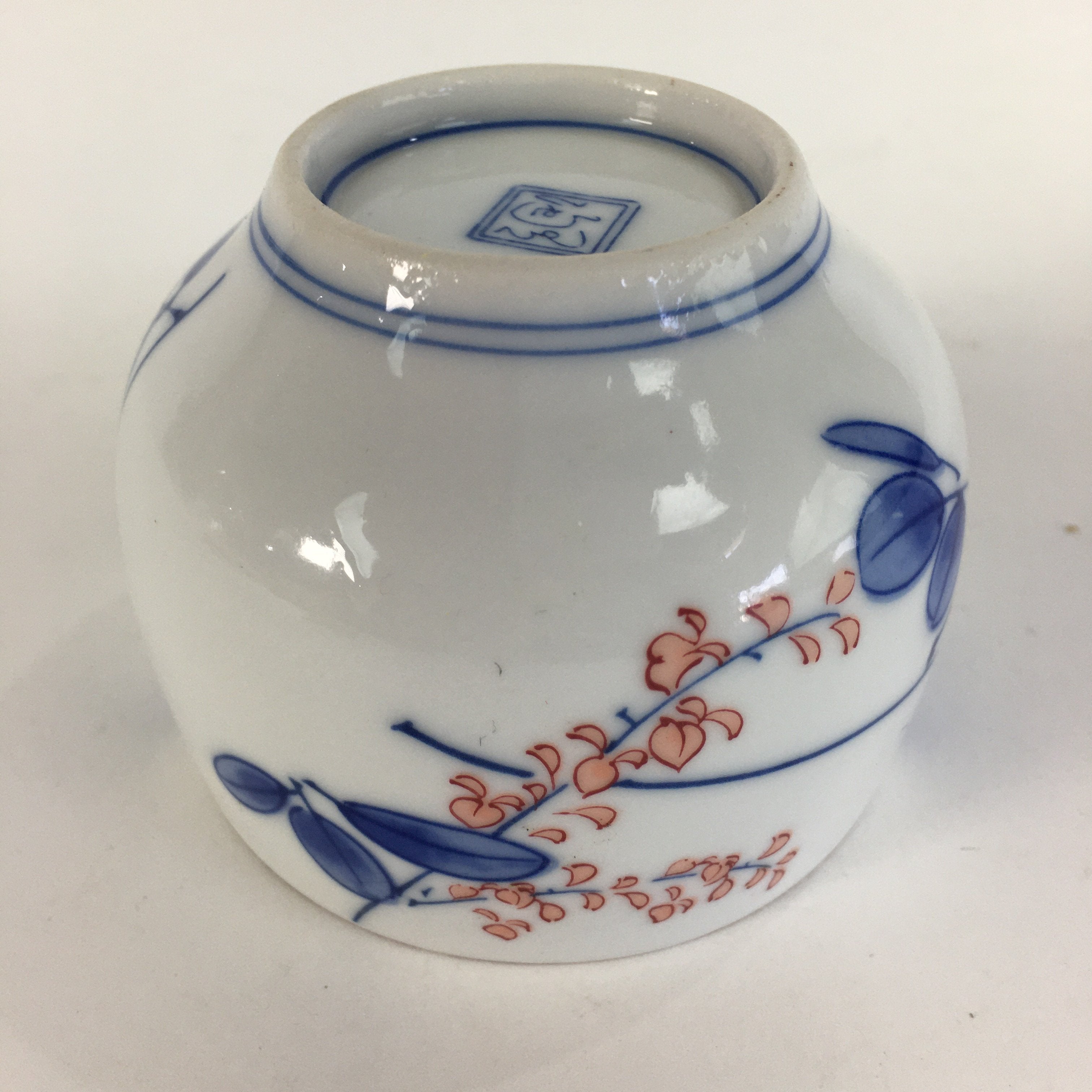 Japanese Porcelain Teacup Yunomi Vtg Wisteria Flower White Sencha TC213
