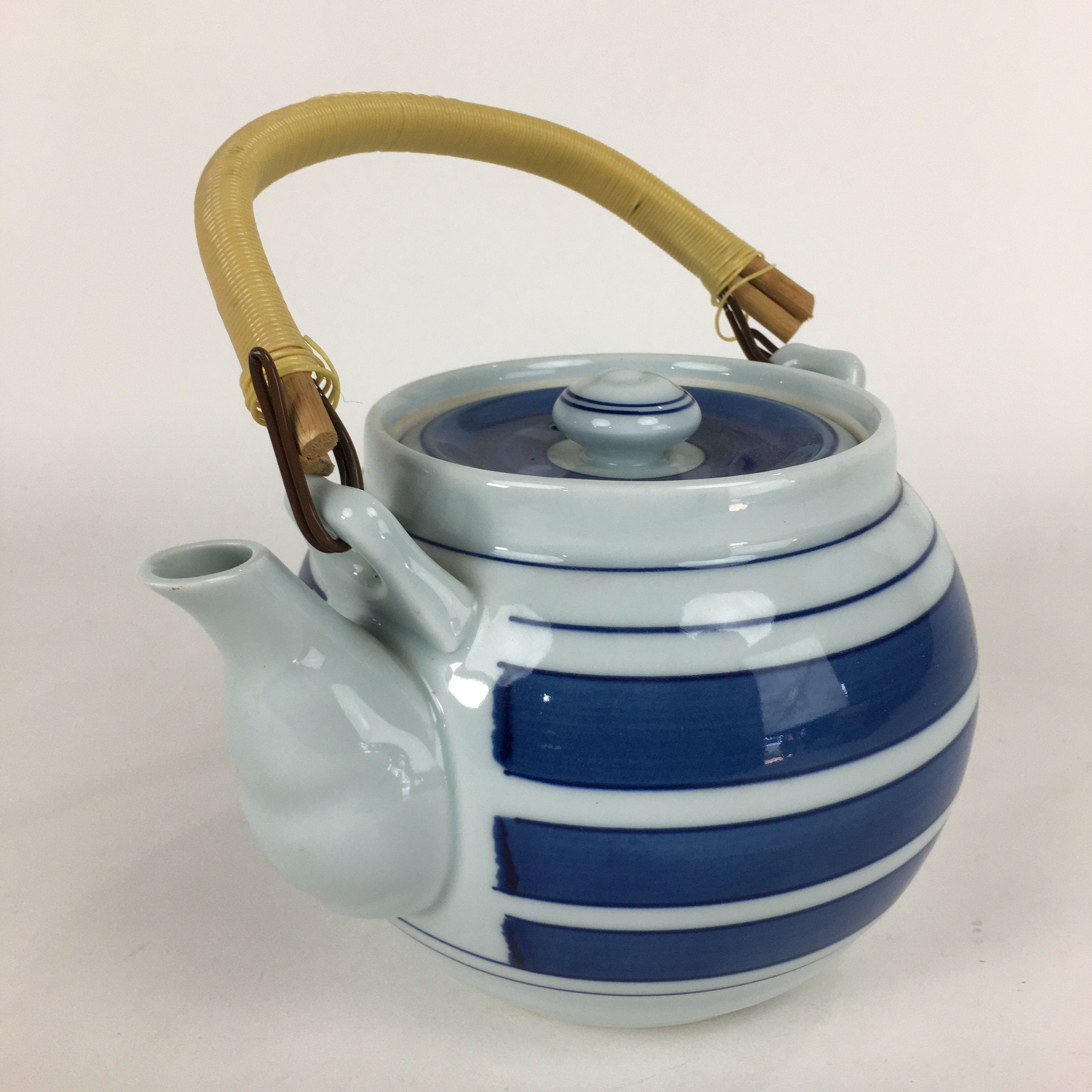 Japanese Porcelain Teapot Vtg Kyusu Pottery White Blue Stripes Sencha PP594