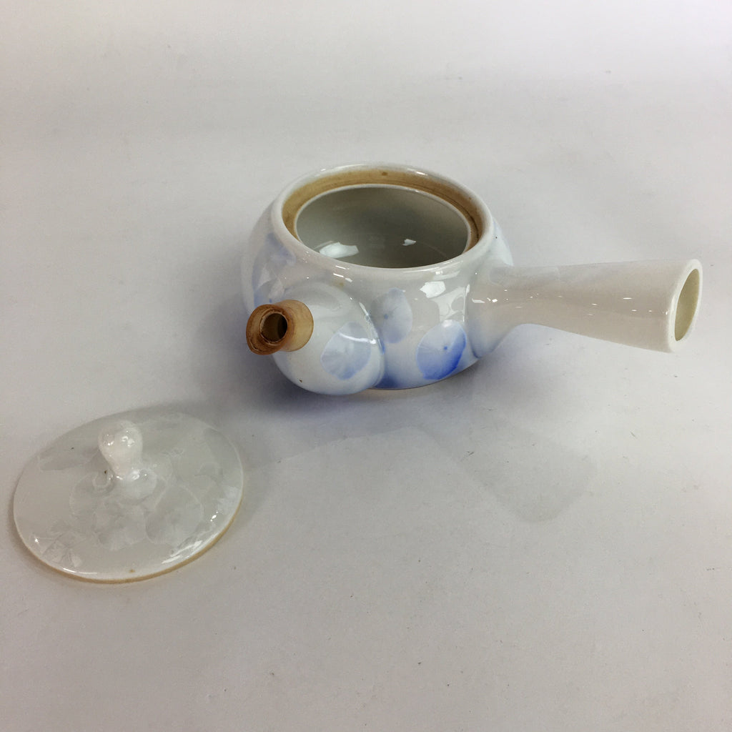 Japanese Porcelain Teapot Vtg White Blue Design Kyusu Flat net Sencha PP568
