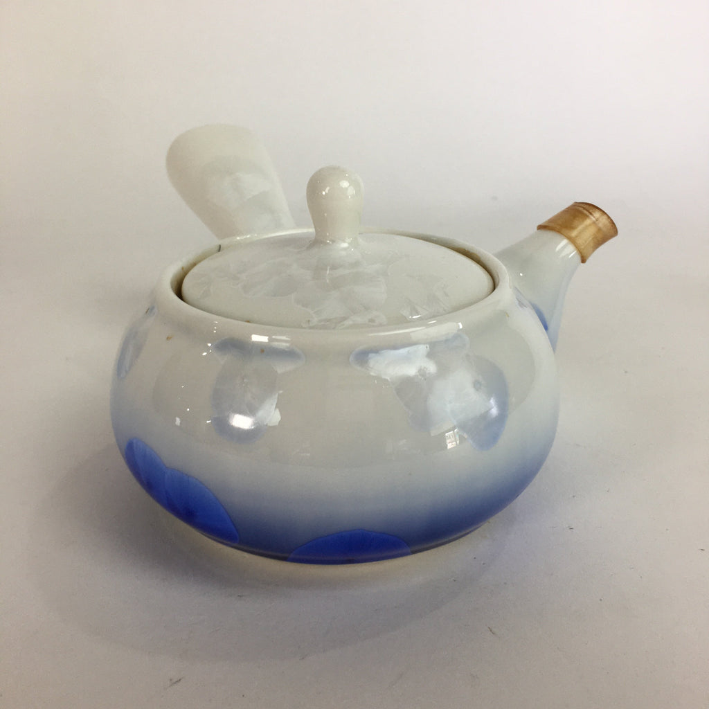Japanese Porcelain Teapot Vtg White Blue Design Kyusu Flat net Sencha PP568