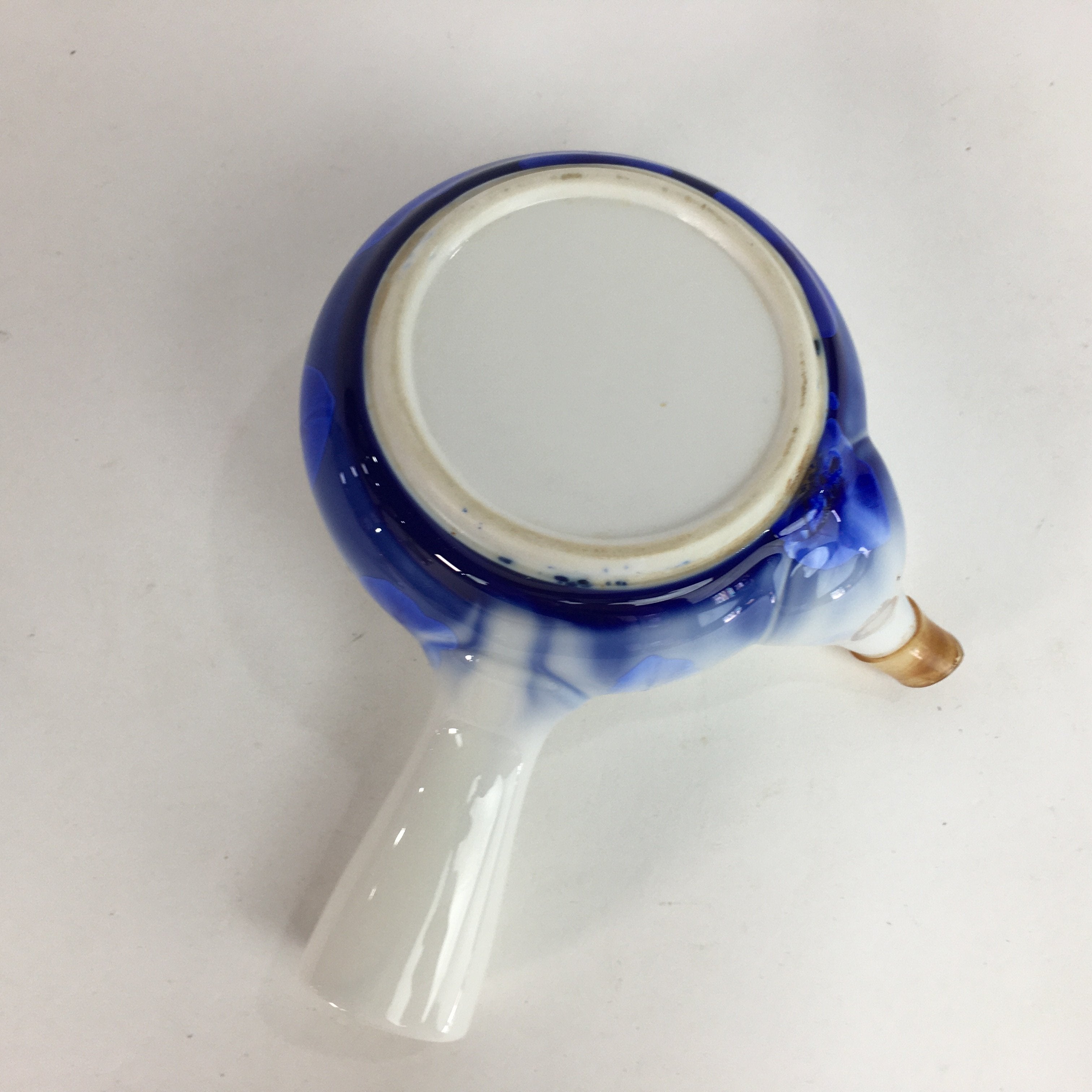 Japanese Porcelain Teapot Vtg White Blue Design Kyusu Flat net Sencha PP568
