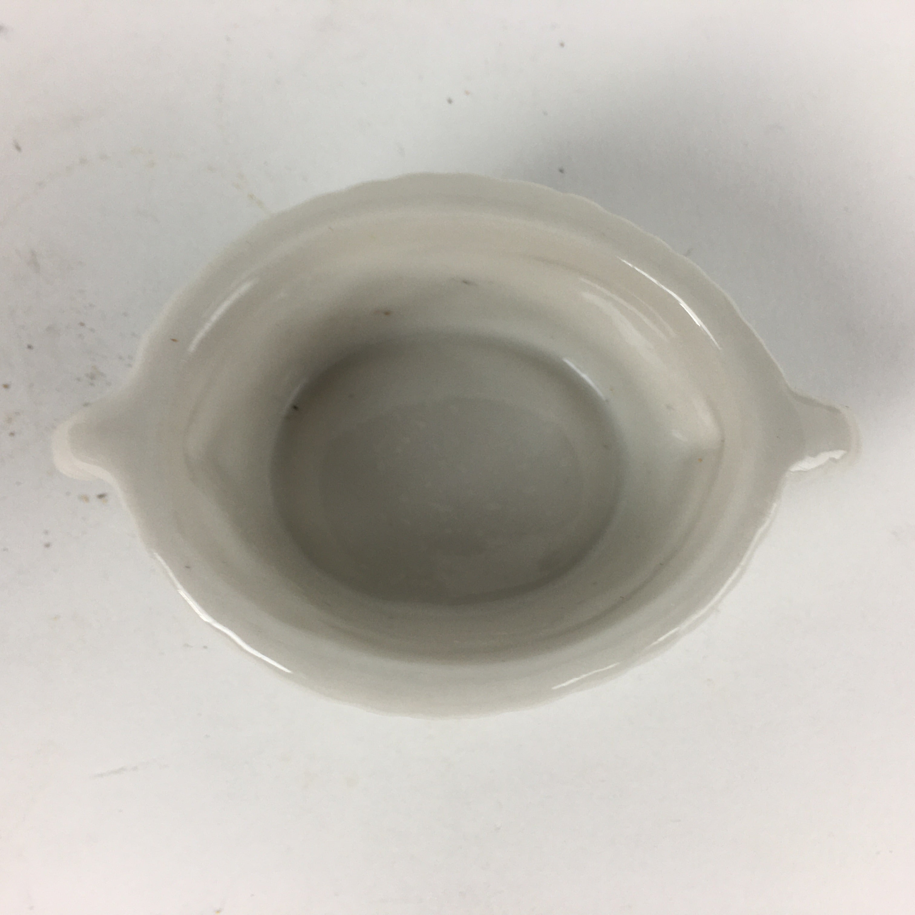 Japanese Porcelain Tiny Pot Bowl Basket Shape Two Handles White Container PP875