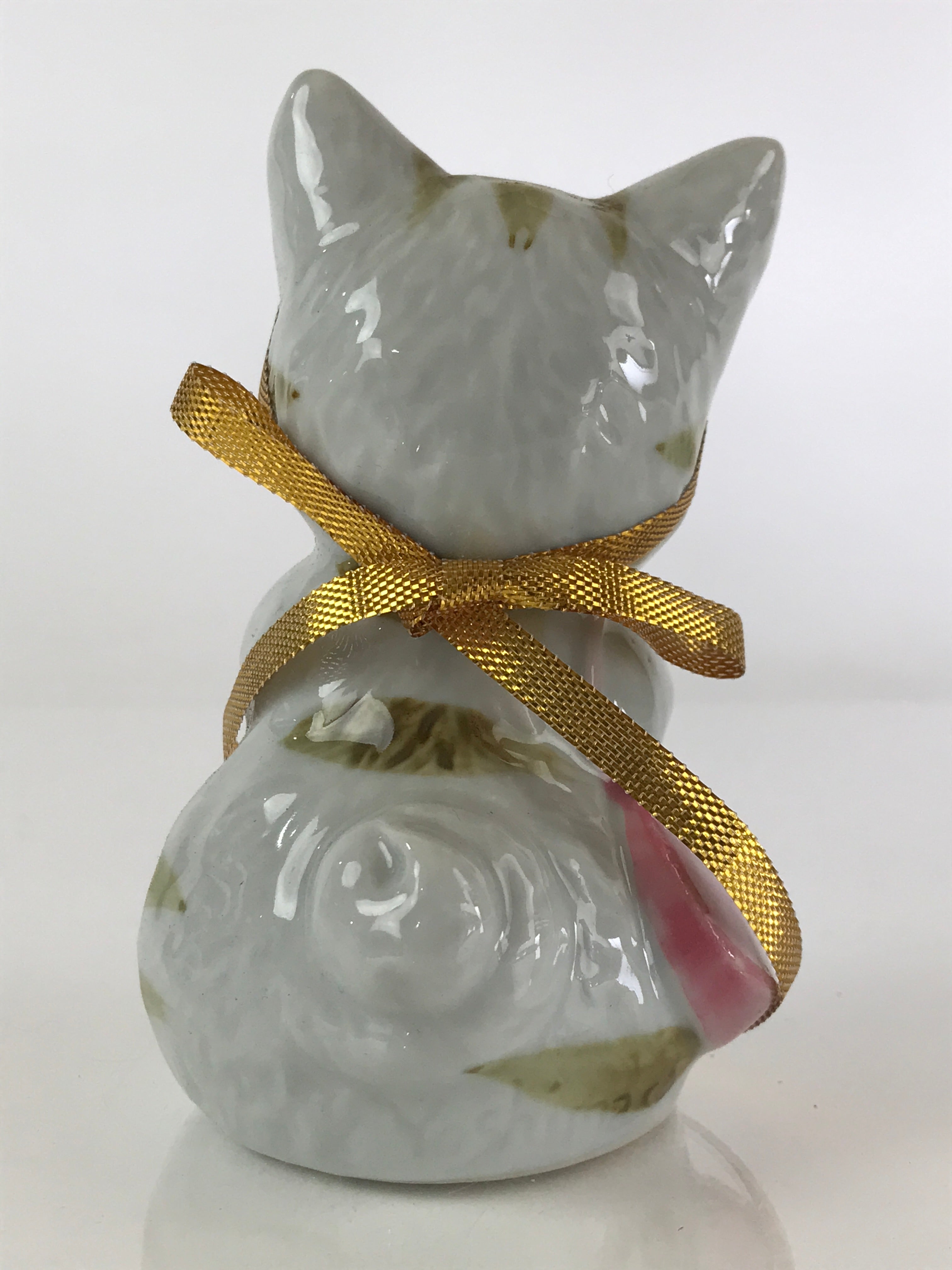 Japanese Porcelain doll Cat Vtg Make Wish Figurine Okimono Baby Kitten White BD837