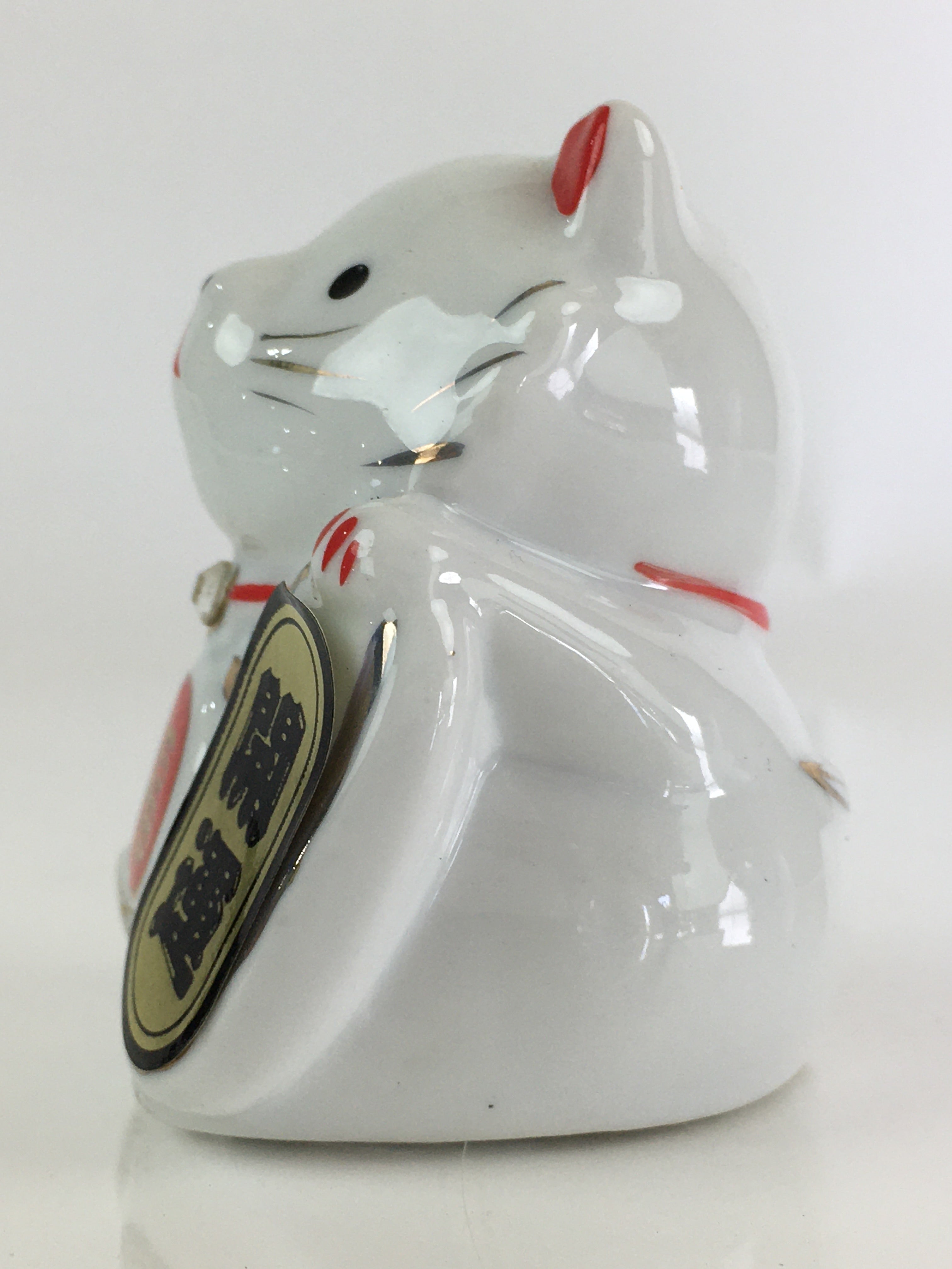 Japanese Porcelain doll White Cat Vtg Manekineko Figurine Okimono Good Luck BD824