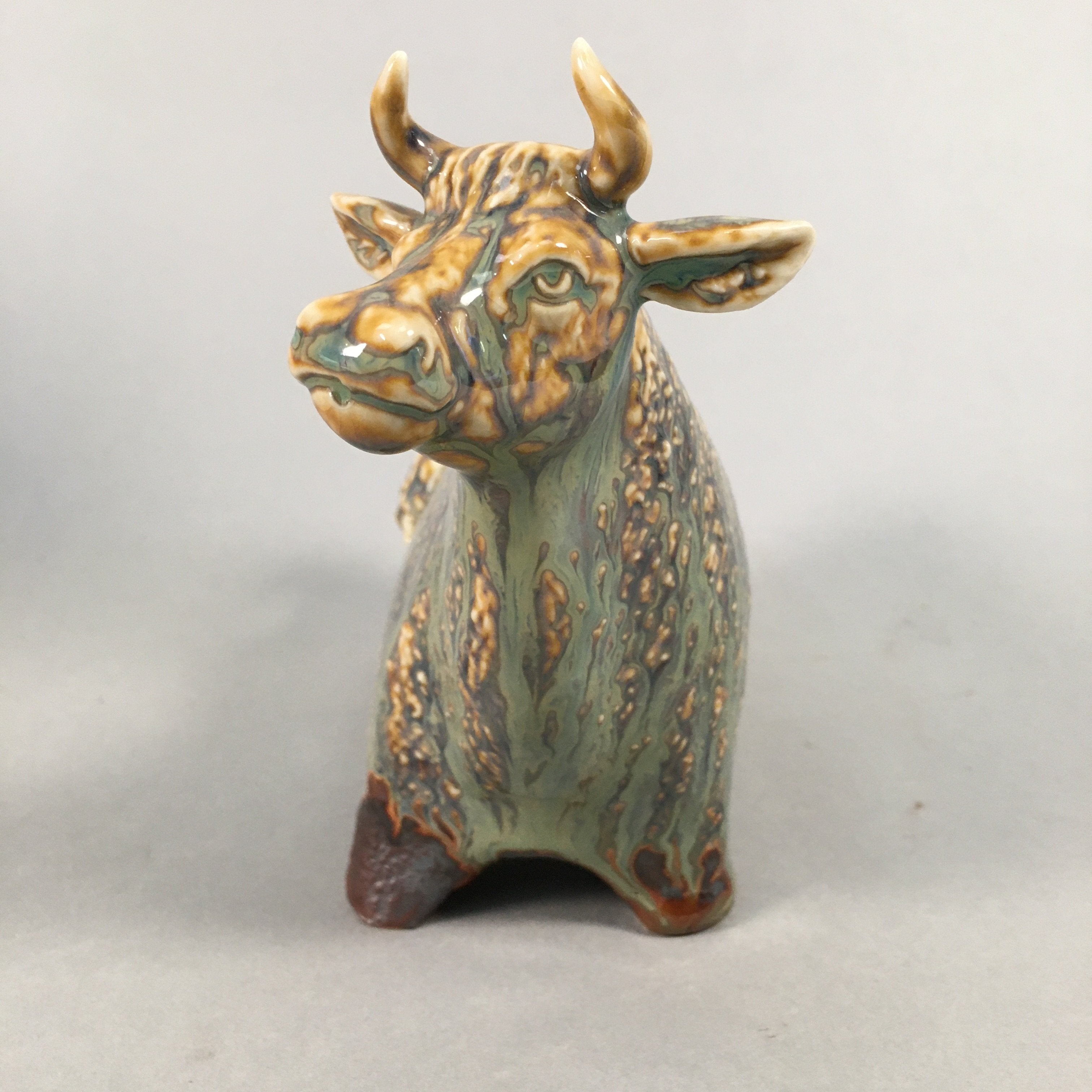 Japanese Pottery Porcelain Vtg Zodiac symbol Cow Wooden Box Statue PX537