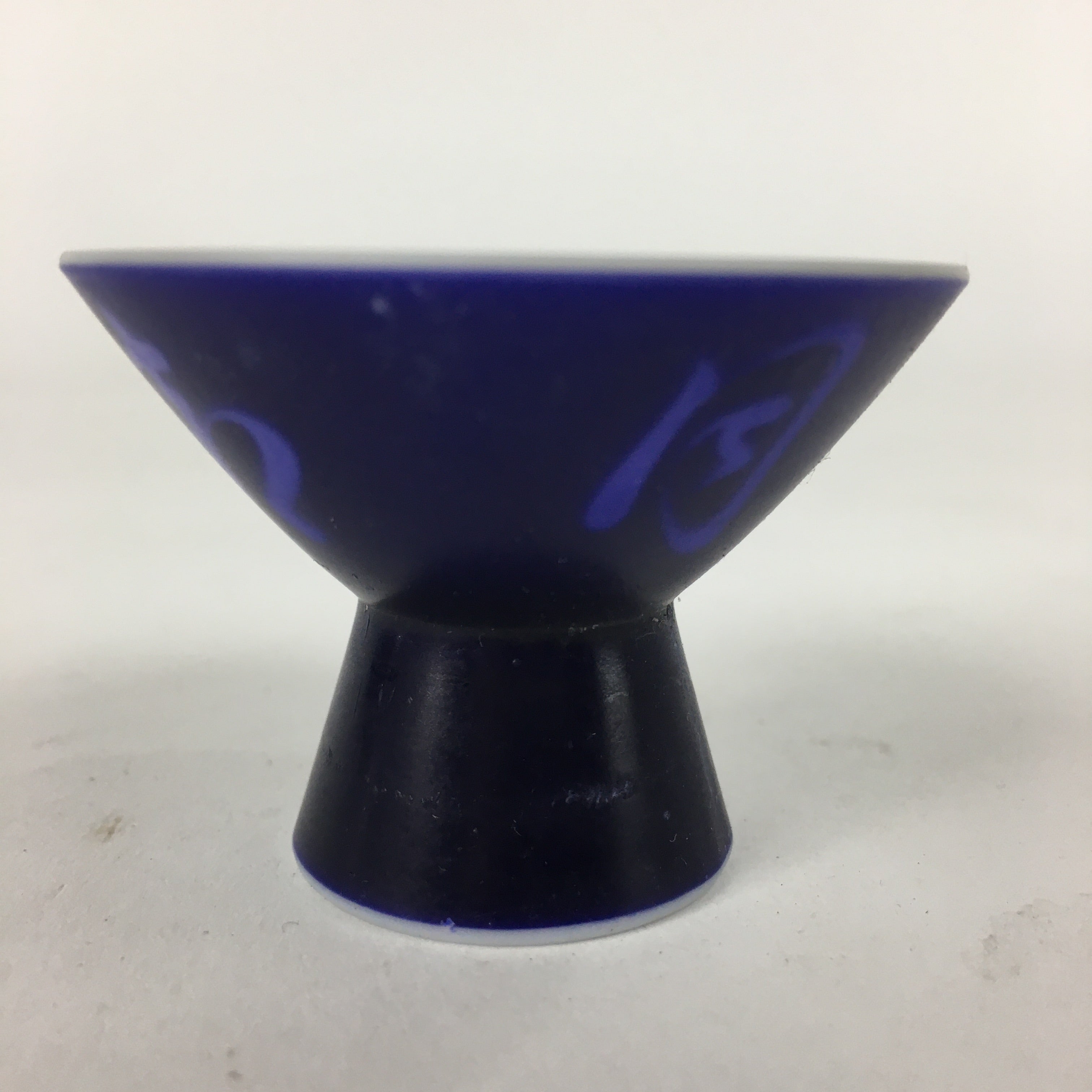 Japanese Resin Sake Cup Vtg Blue Kanji Design Kohai Guinomi Ochoko Sakazuki G45