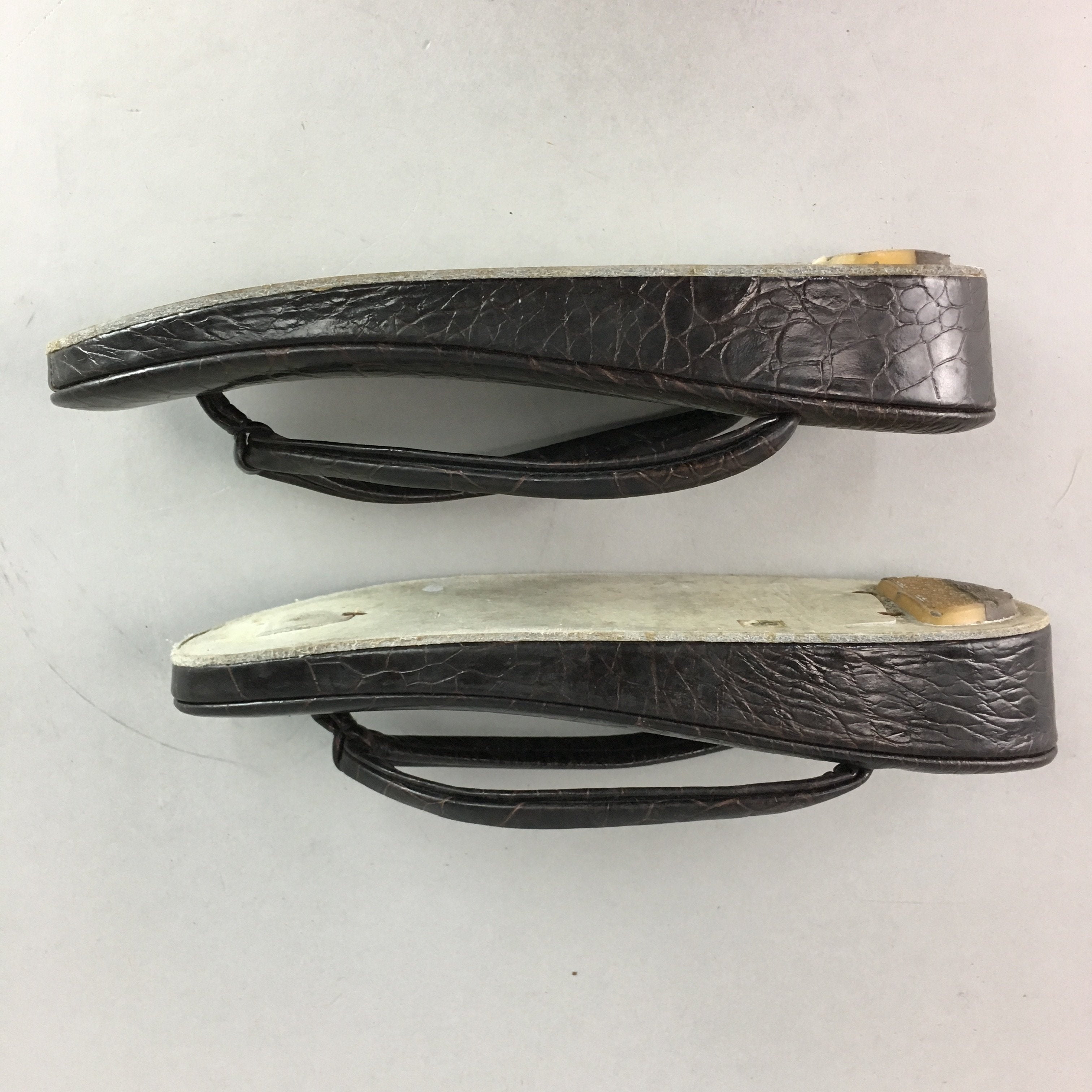 Japanese Sandals Zori Kimono Accessory Vtg Imitation Crocodile Leather J815