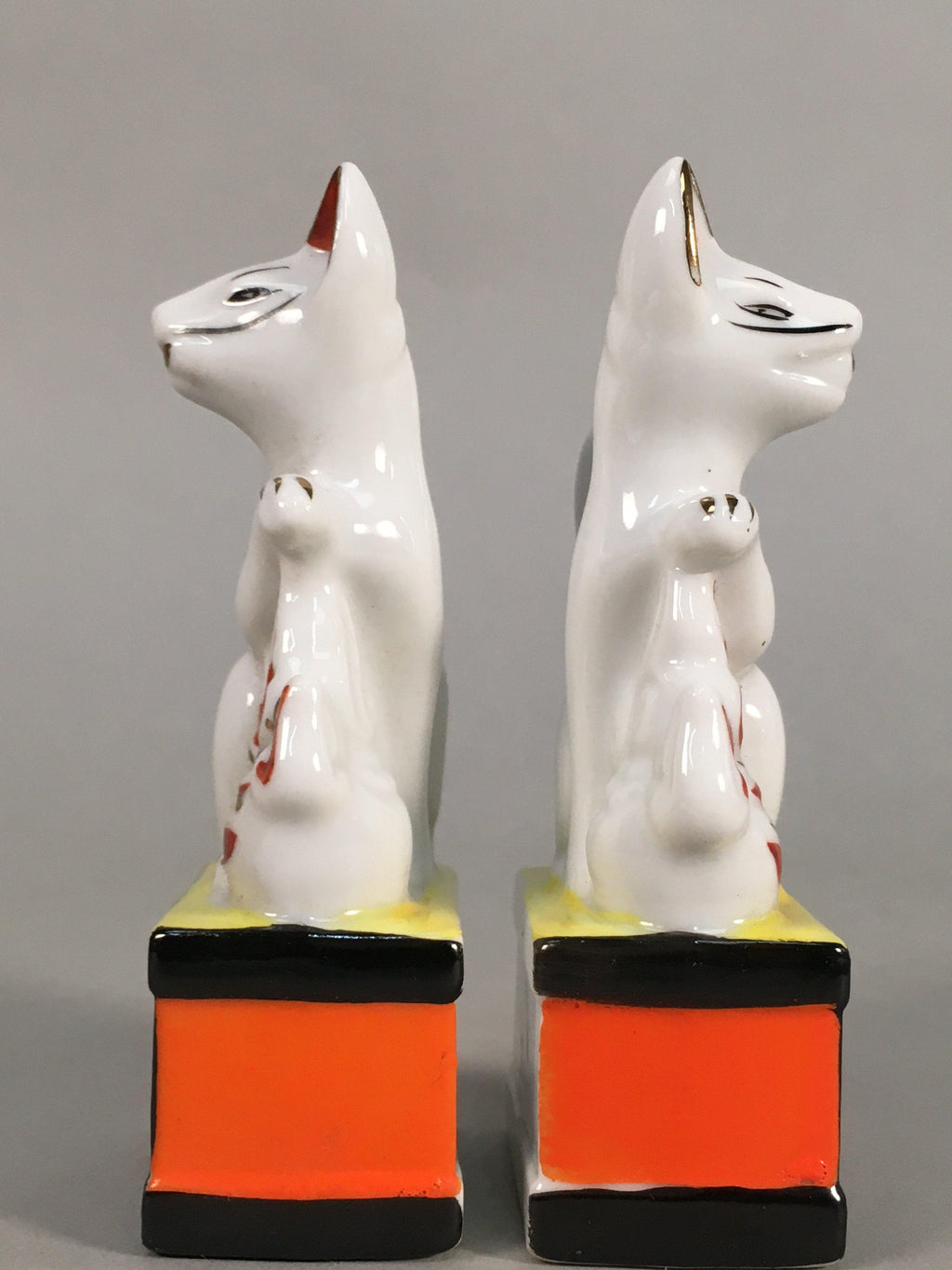 Japanese Shinto Altar Fitting Porcelain Fox Figurine Pair Vtg Inari Okimono BD5