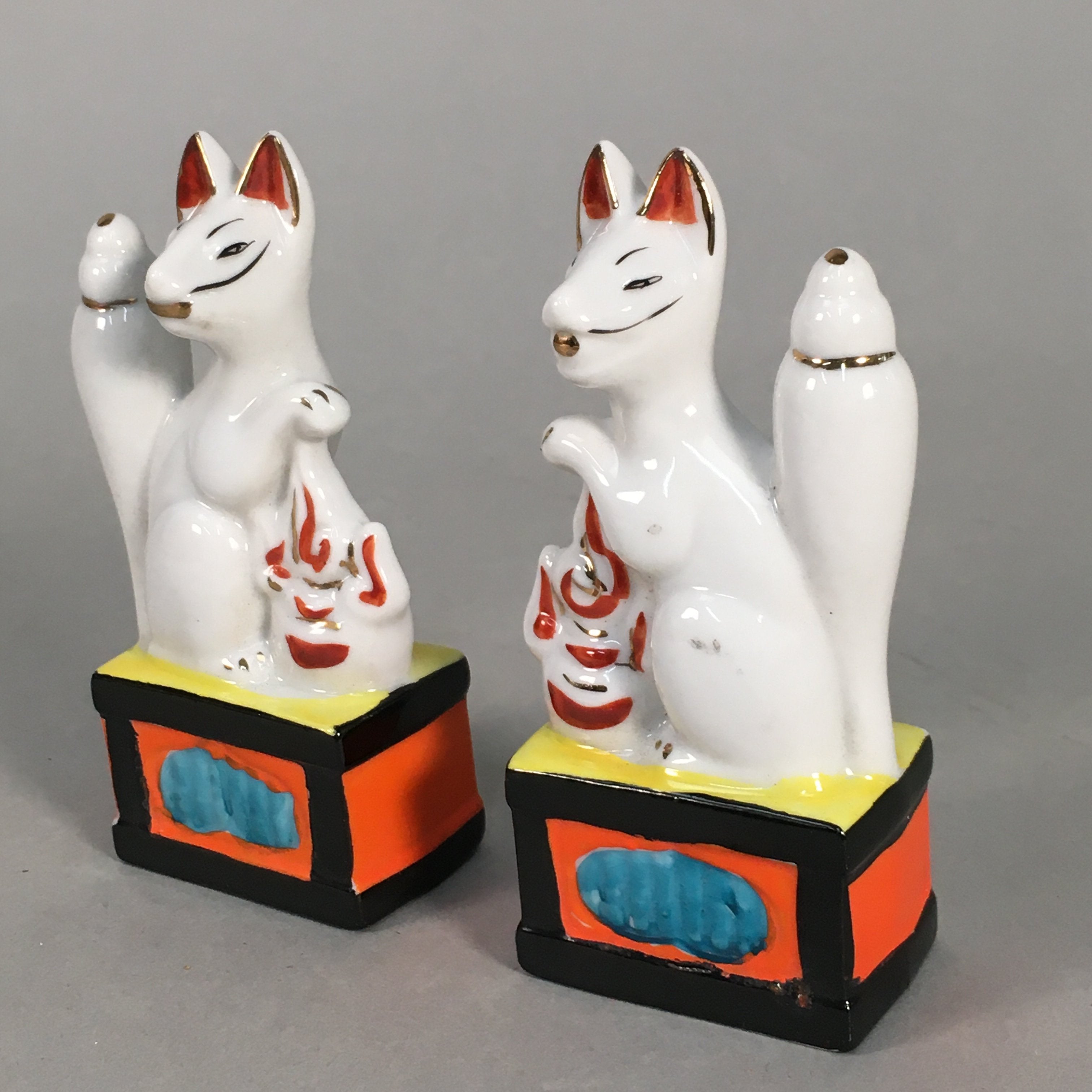 Japanese Shinto Altar Fitting Porcelain Fox Figurine Pair Vtg Inari Okimono BD5