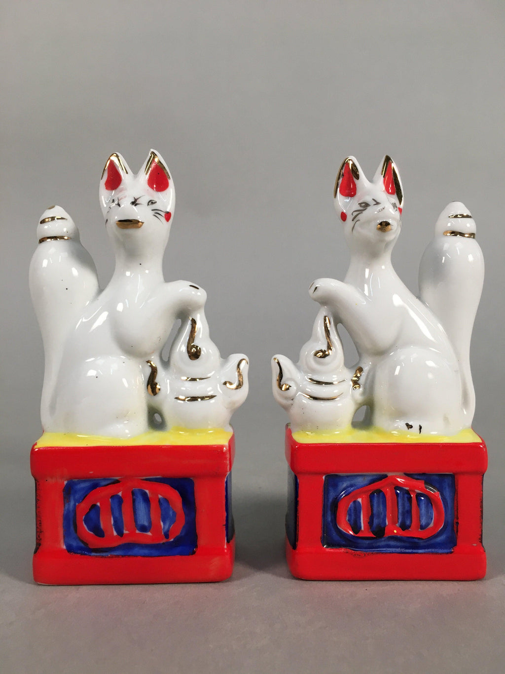 Japanese Shinto Altar Fitting Porcelain Fox Figurine Pair Vtg Inari Okimono BD59