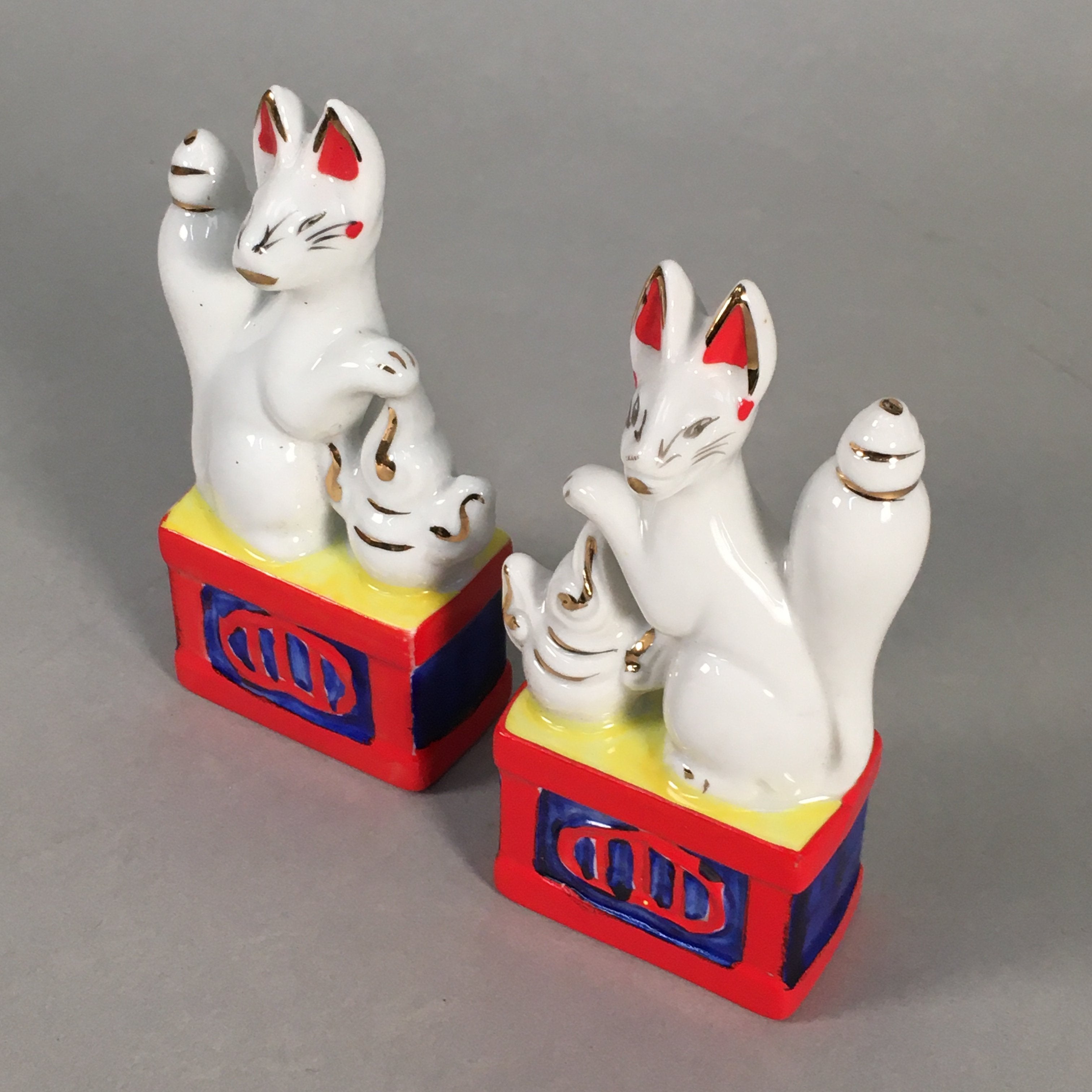 Japanese Shinto Altar Fitting Porcelain Fox Figurine Pair Vtg Inari Okimono BD59