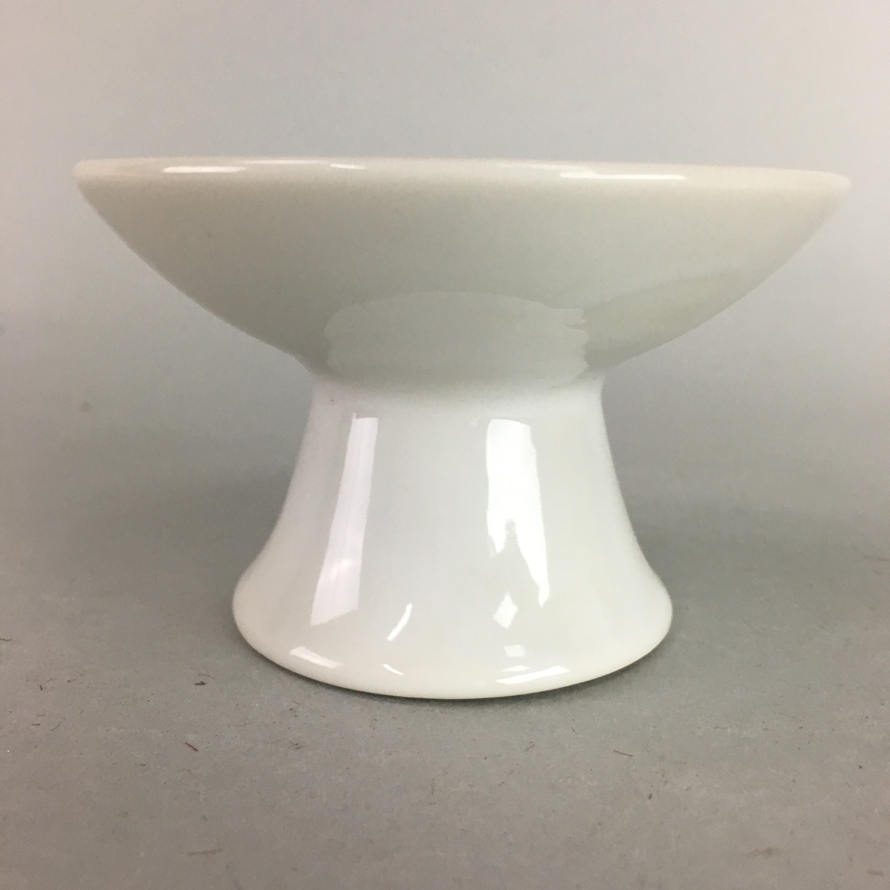 Japanese Shinto Altar Fitting Vtg Porcelain Offering Legged Plate Kamidana QT7