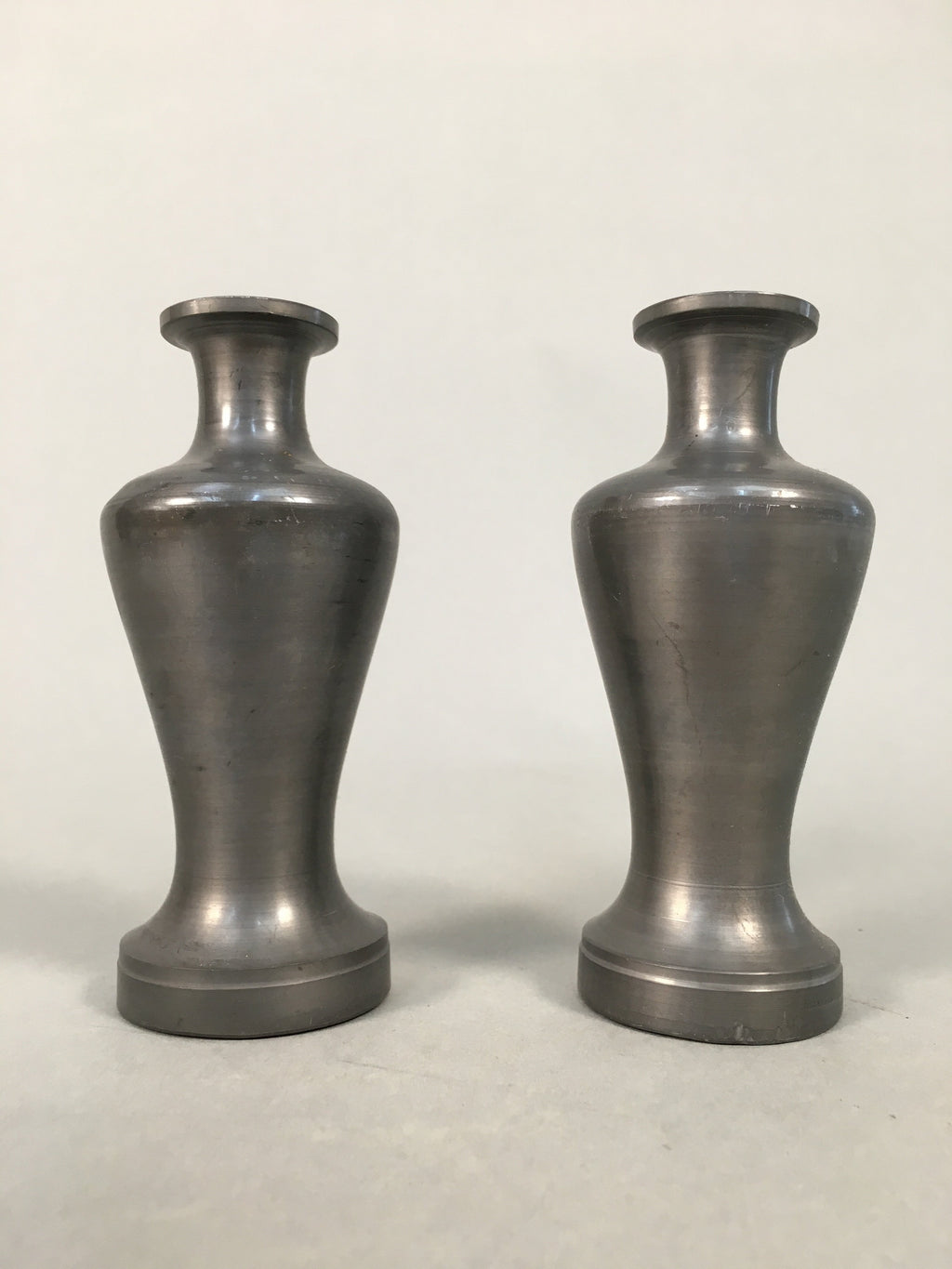 Japanese Shinto Sake Bottle Pair Vtg Metal Heishi Kamidana Tokkuri BU327