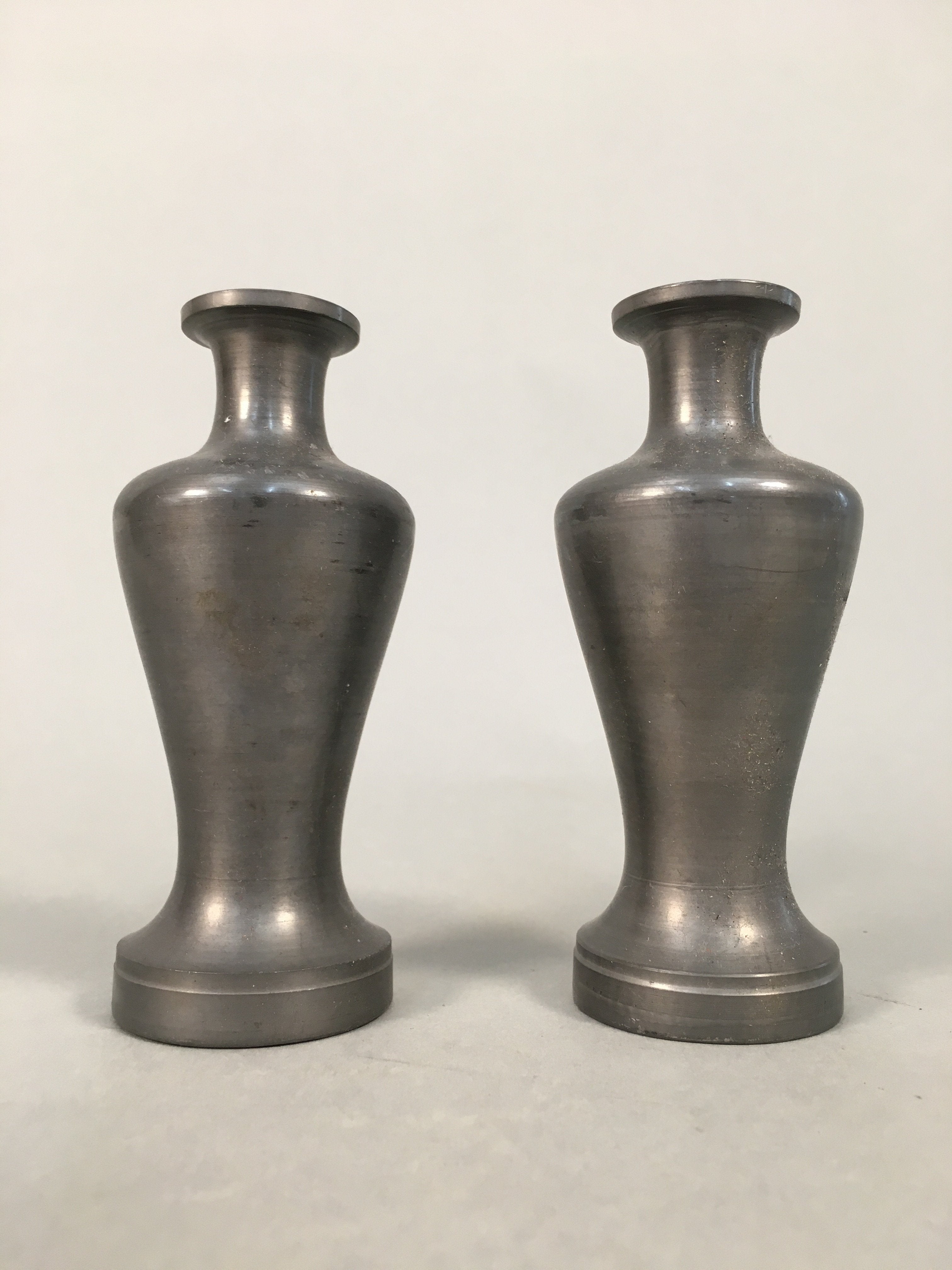 Japanese Shinto Sake Bottle Pair Vtg Metal Heishi Kamidana Tokkuri BU327