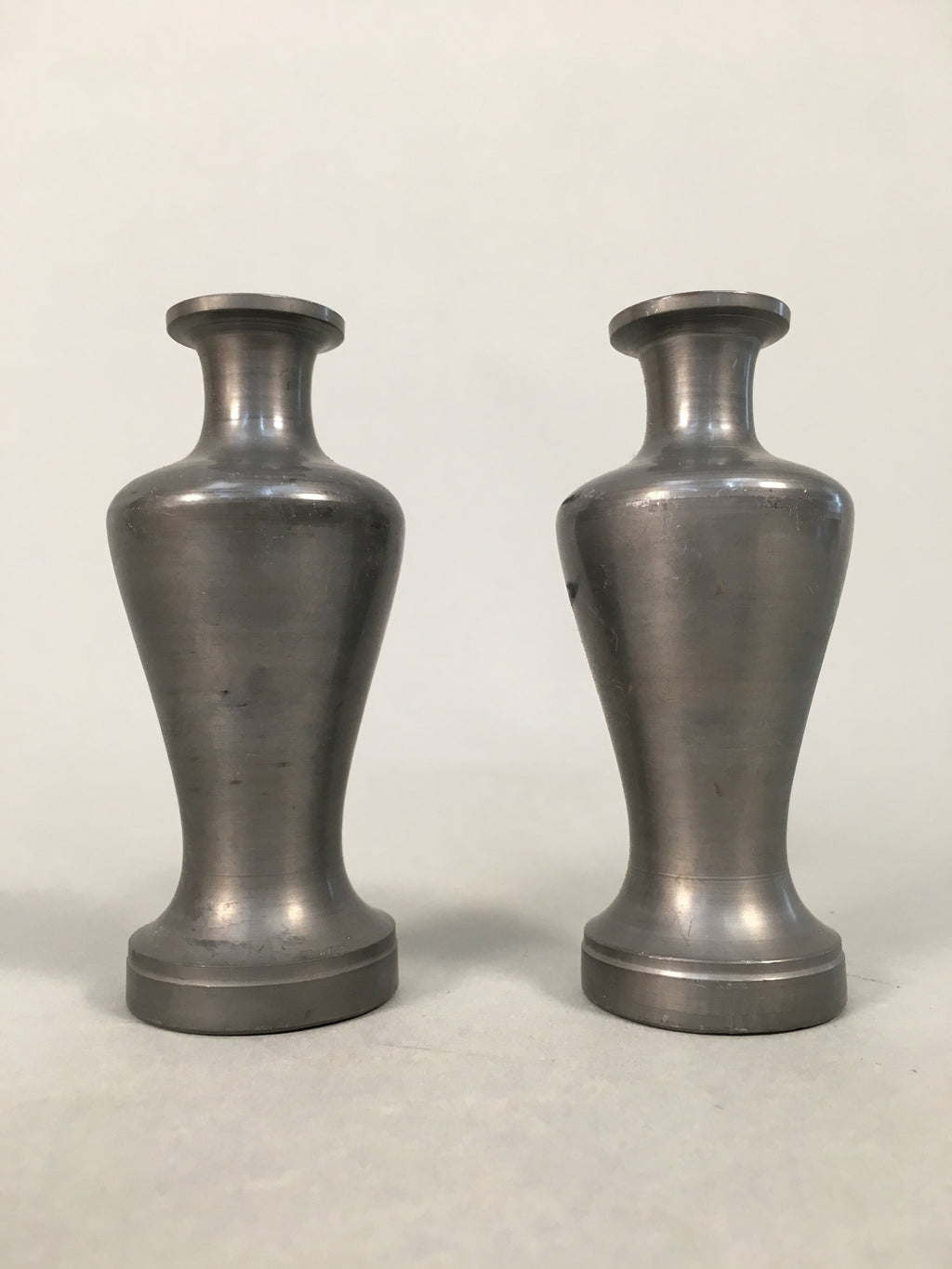 Japanese Shinto Sake Bottle Pair Vtg Metal Heishi Kamidana Tokkuri BU327