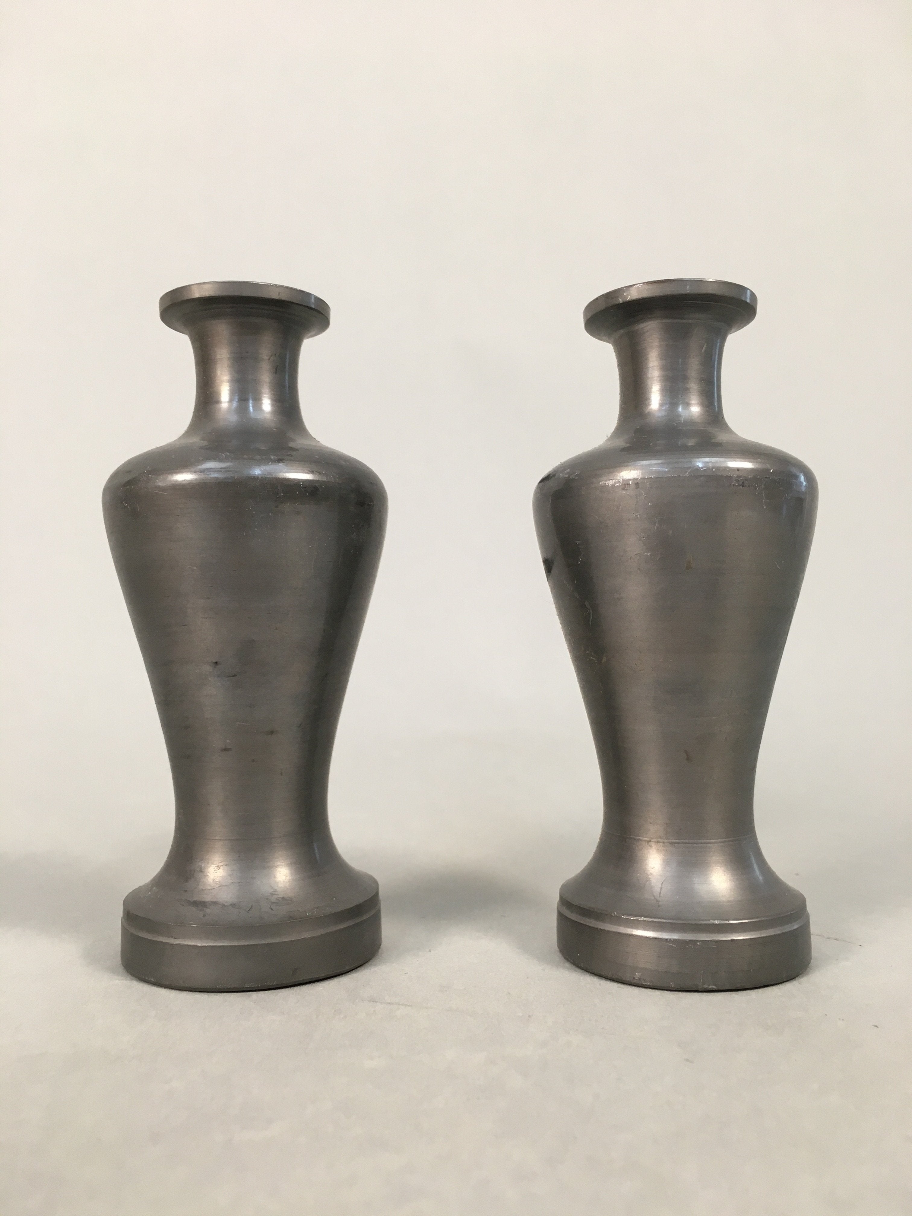 Japanese Shinto Sake Bottle Pair Vtg Metal Heishi Kamidana Tokkuri BU327