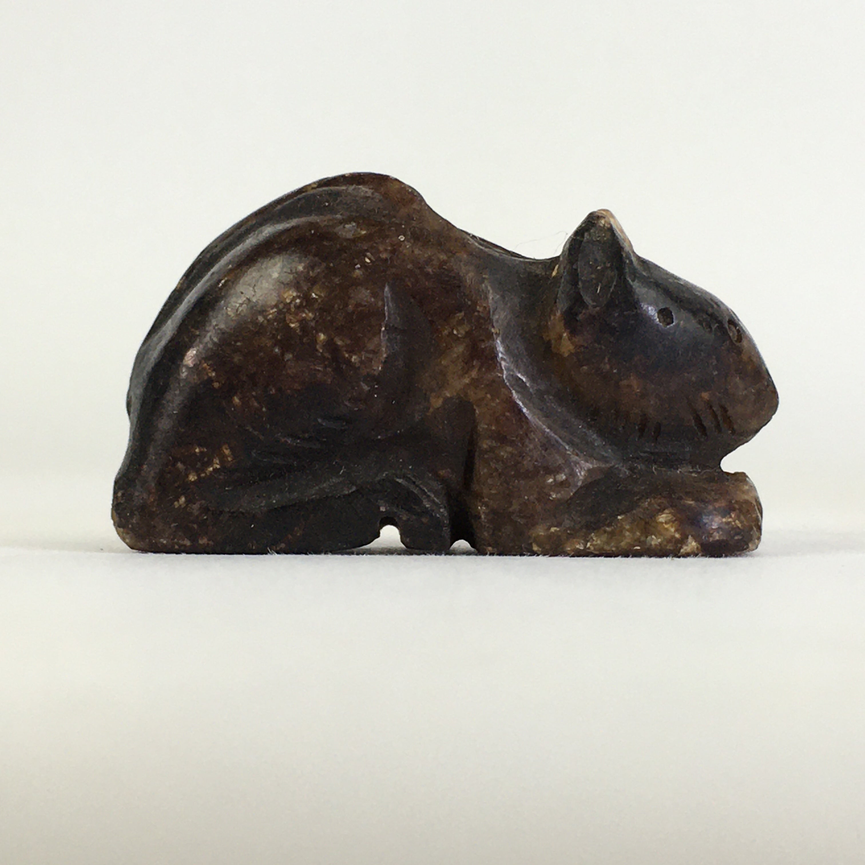 Japanese Small Stone Figurine Vtg Stone sculpture Cat Brown Okimono JK317
