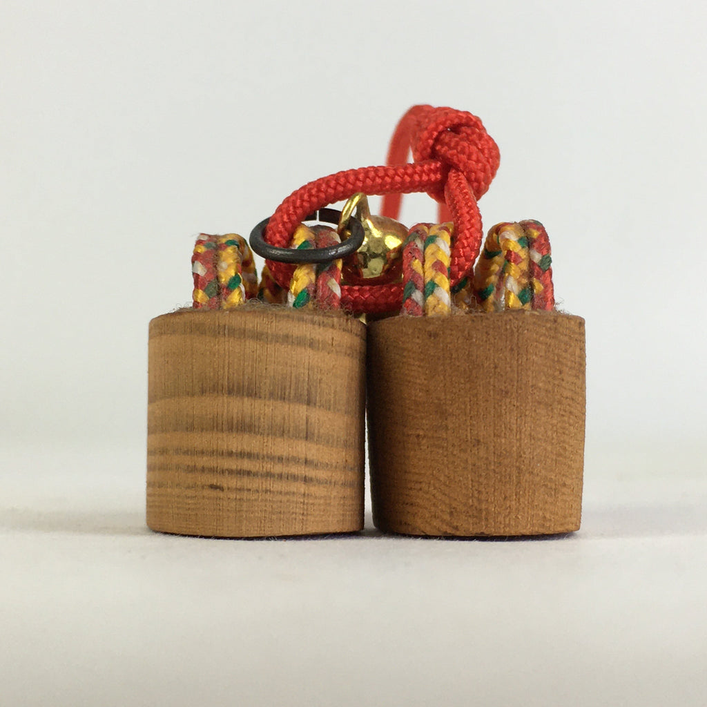 Japanese Small Wood Figurine Vtg Woodcraft Wooden Clogs Strap JK319