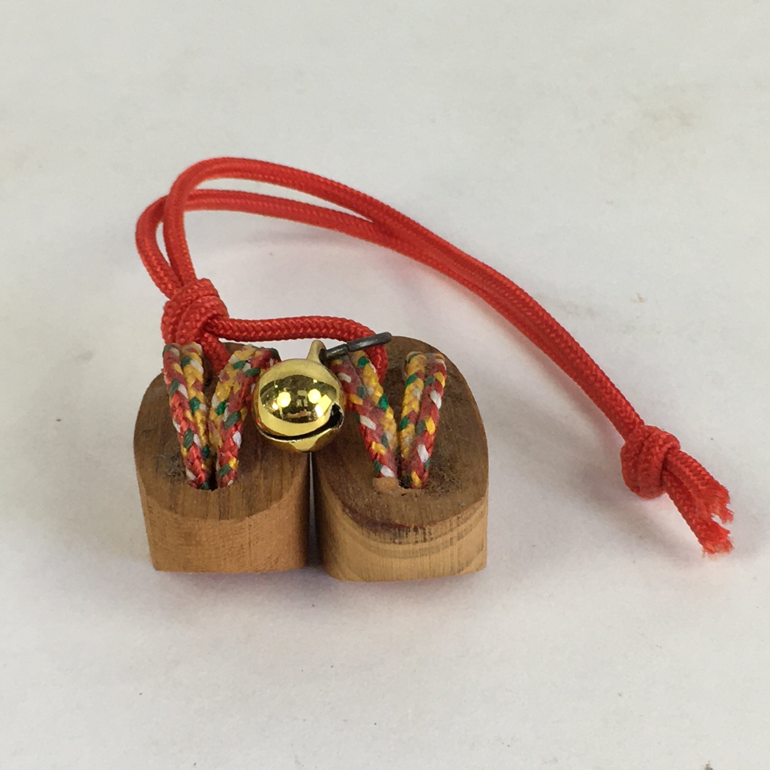 Japanese Small Wood Figurine Vtg Woodcraft Wooden Clogs Strap JK319