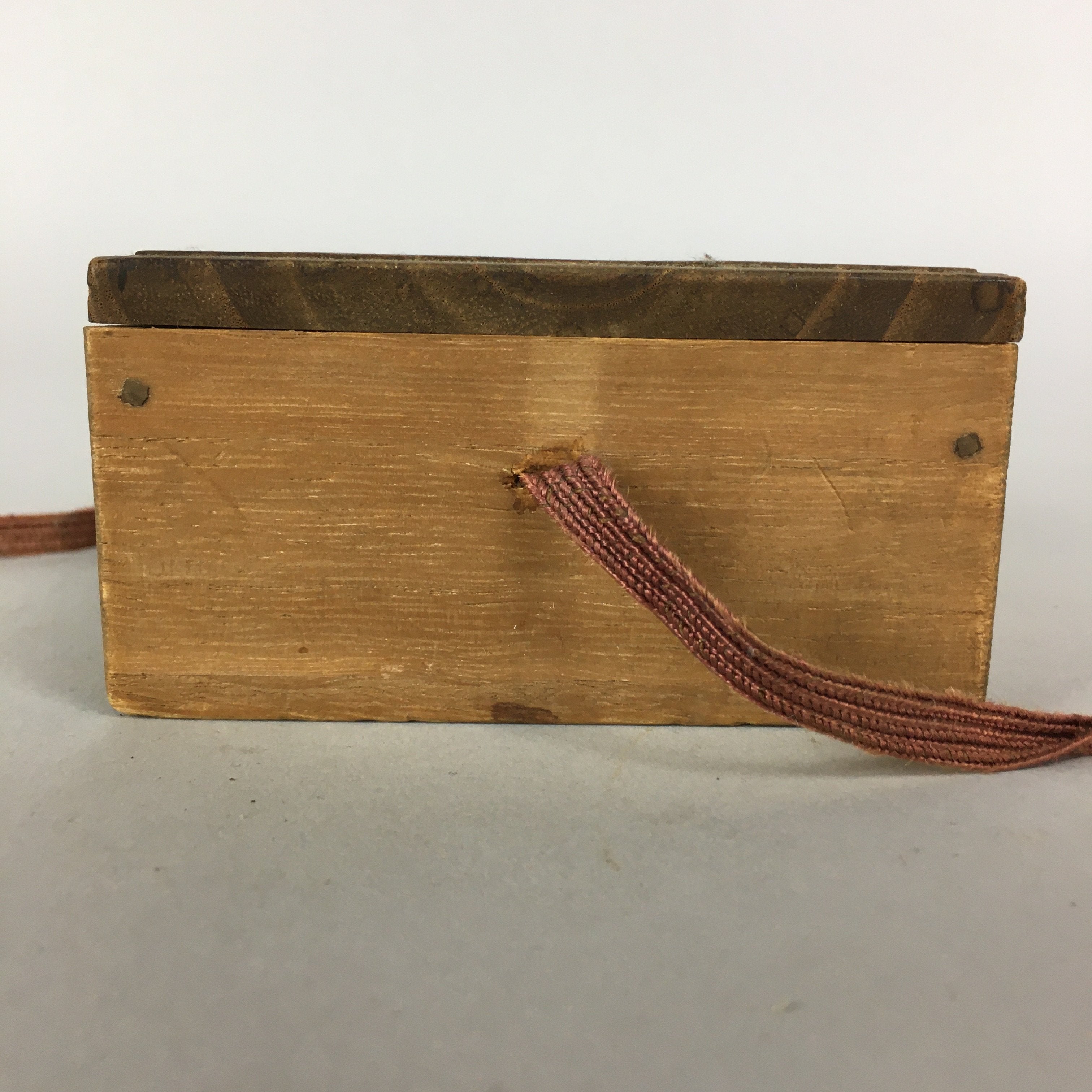 Japanese Small Wood Storage Box Vtg Hako Ribbon Inside 8x8x3.5cm WB776