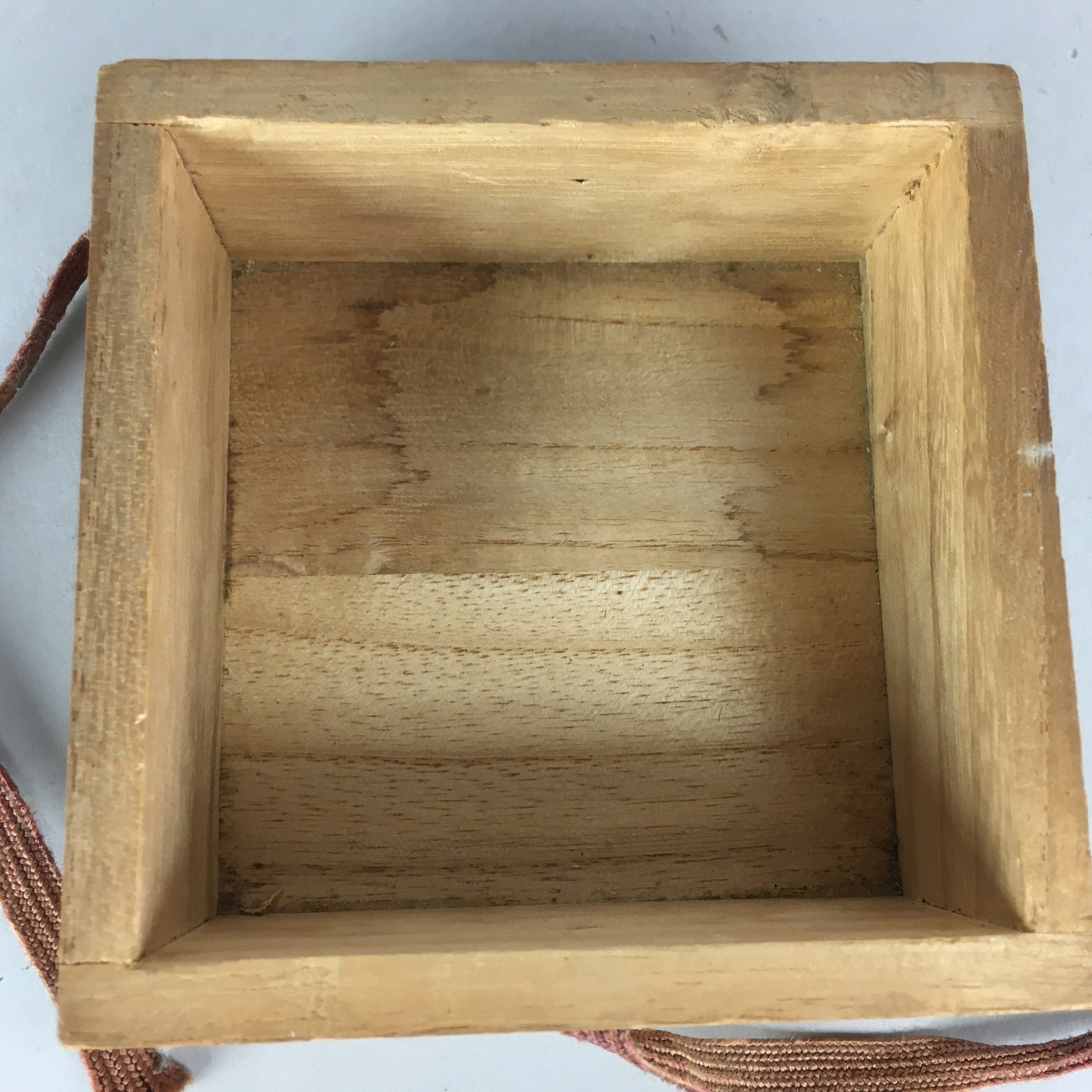 Japanese Small Wood Storage Box Vtg Hako Ribbon Inside 8x8x3.5cm WB776