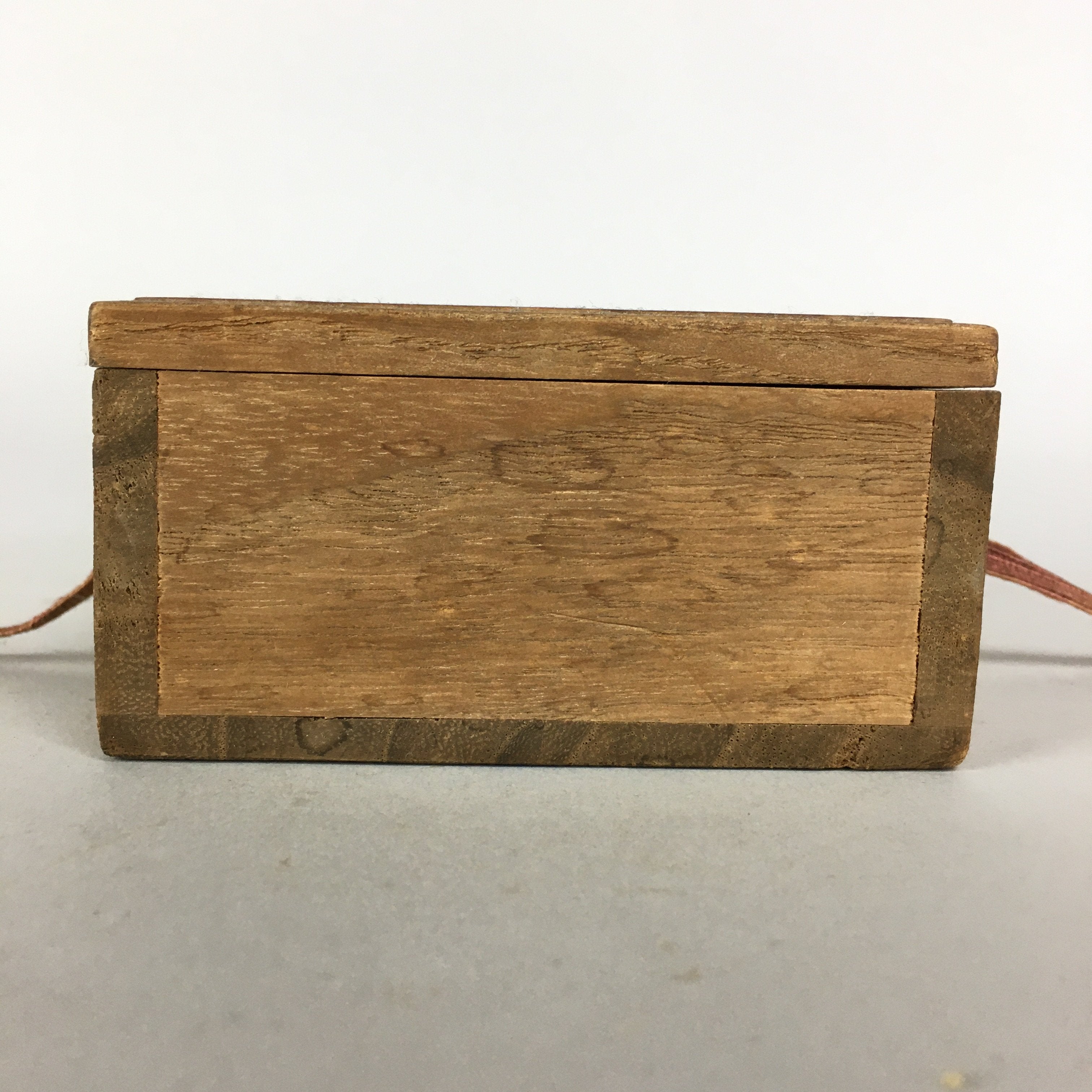 Japanese Small Wood Storage Box Vtg Hako Ribbon Inside 8x8x3.5cm WB776