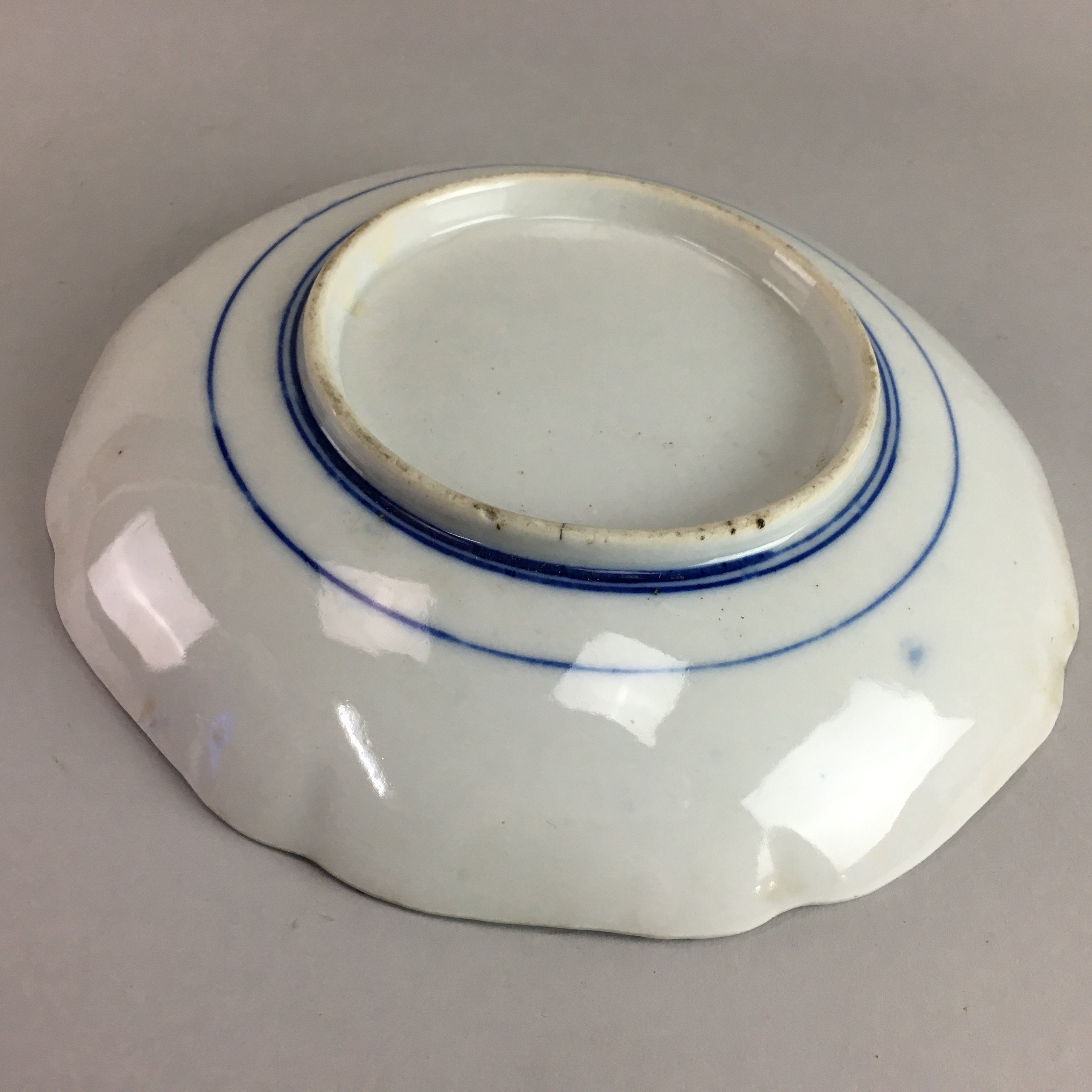 Japanese Sometsuke Porcelain Plate Vtg Floral Flower Vine Leaf Blue White PT490