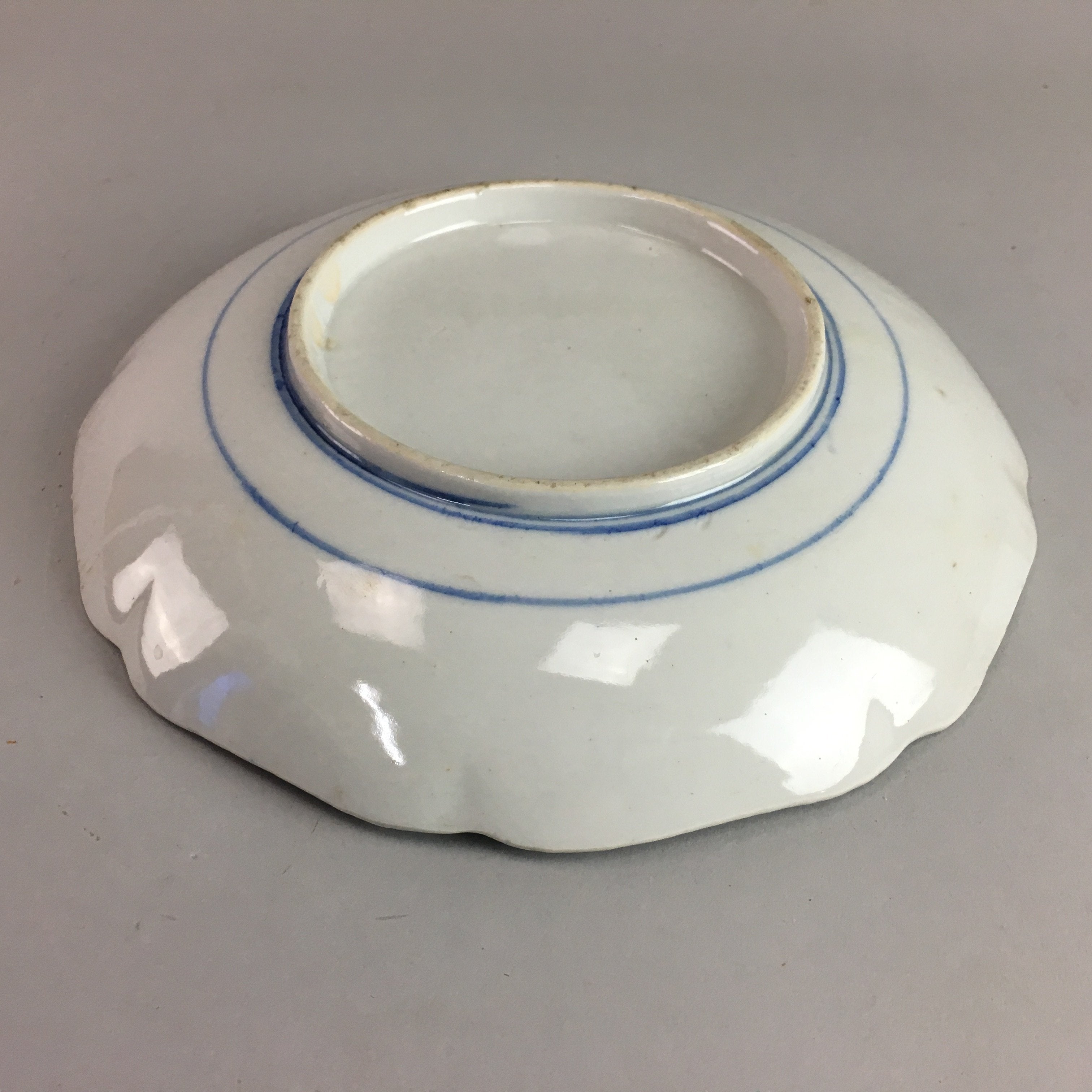 Japanese Sometsuke Porcelain Plate Vtg Floral Flower Vine Leaf Blue White PT491