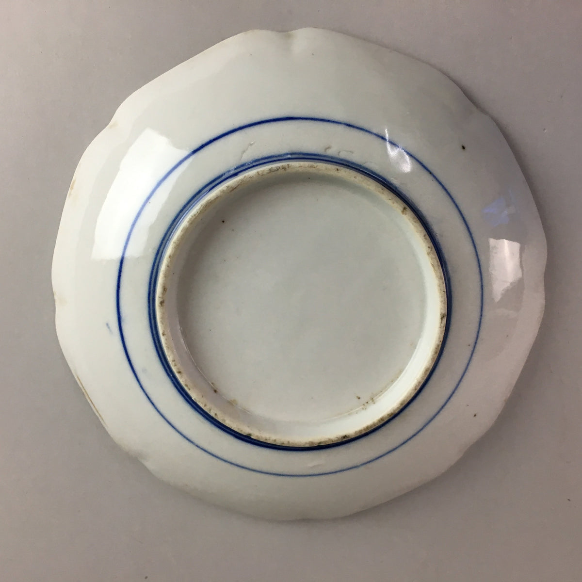 Japanese Sometsuke Porcelain Plate Vtg Floral Flower Vine Leaf Blue White PT492