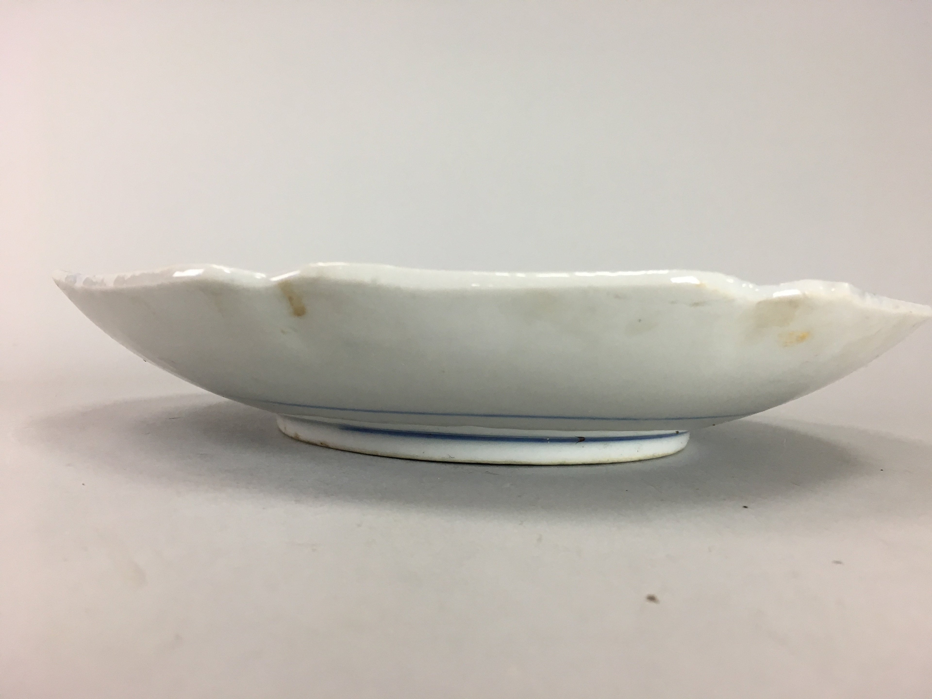 Japanese Sometsuke Porcelain Plate Vtg Floral Flower Vine Leaf Blue White PT506