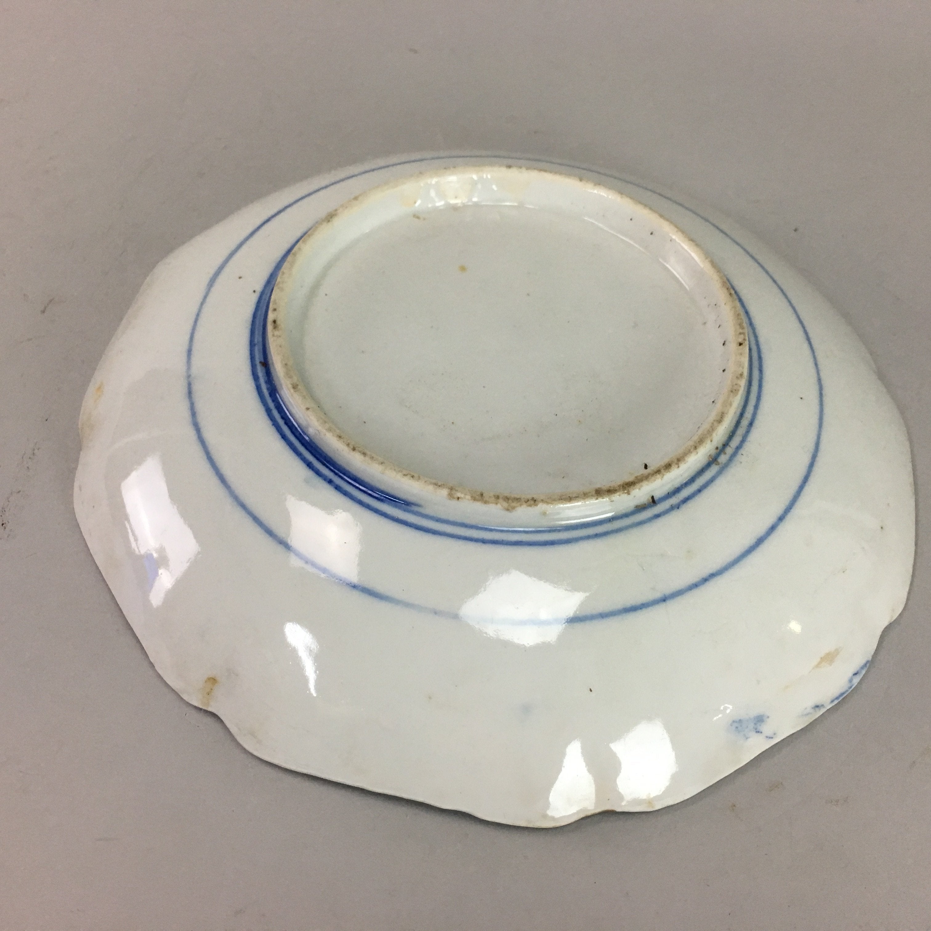 Japanese Sometsuke Porcelain Plate Vtg Floral Flower Vine Leaf Blue White PT506