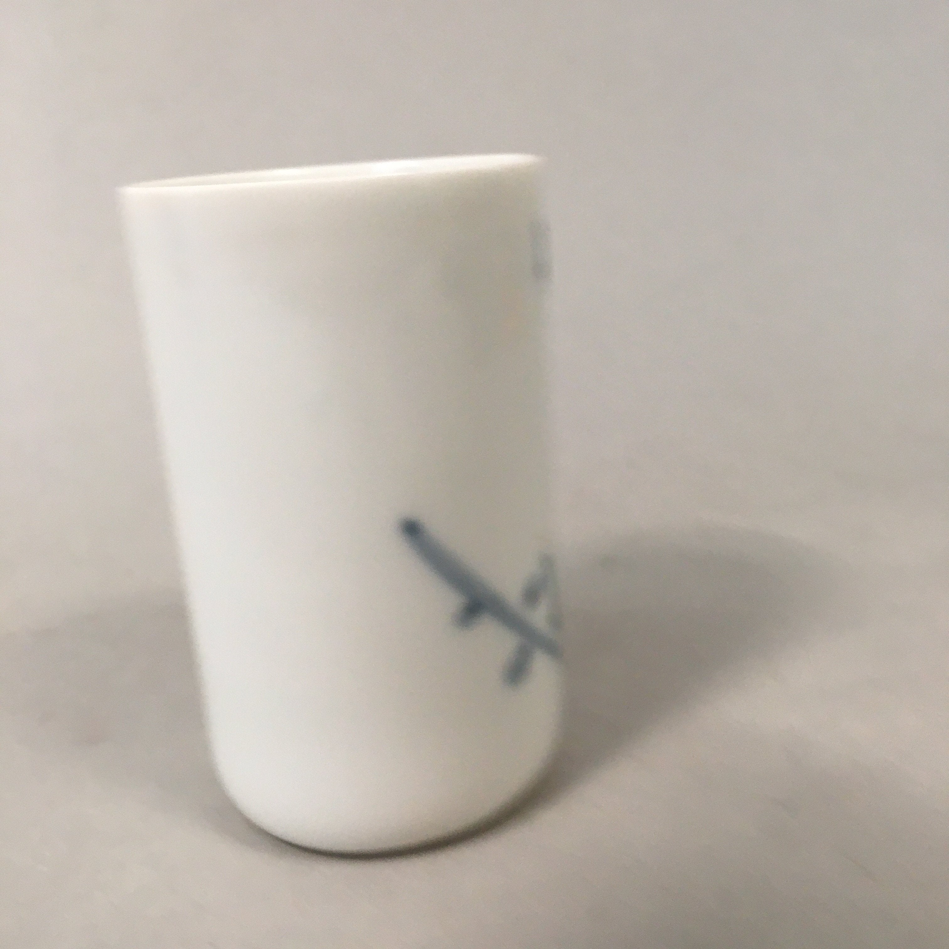 Japanese Sometsuke Porcelain Teacup Vtg Yunomi Blue White Sencha TC165