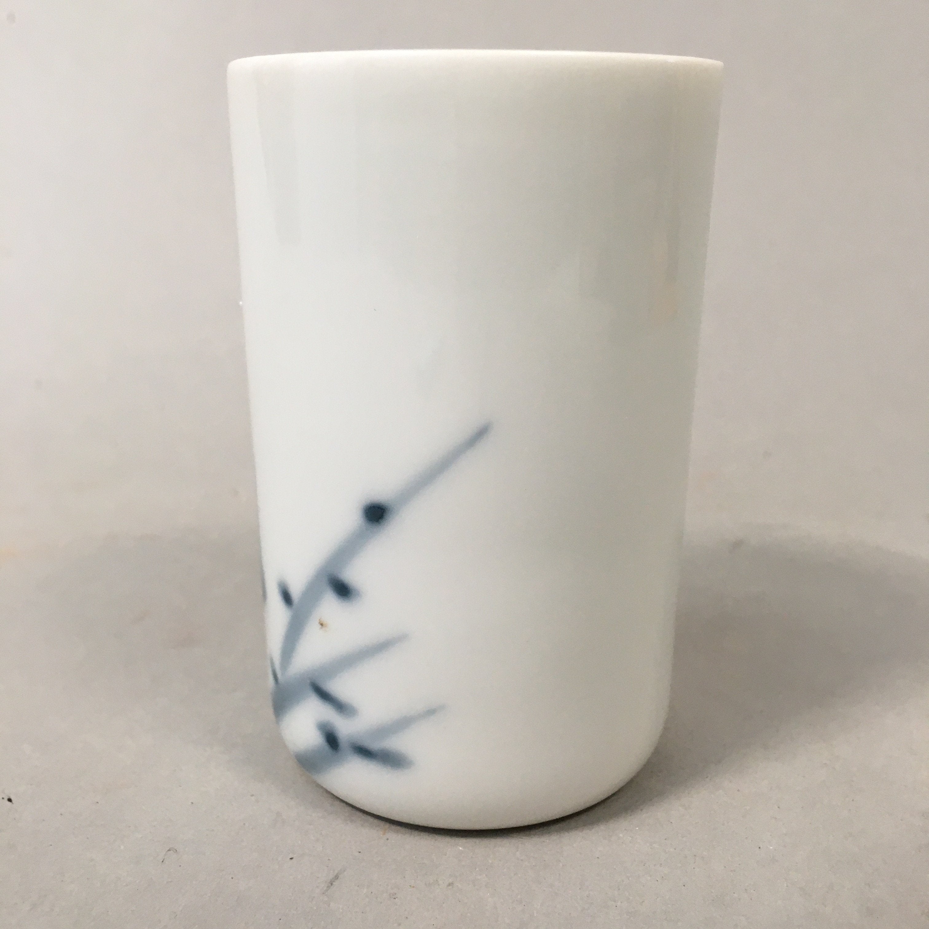 Japanese Sometsuke Porcelain Teacup Vtg Yunomi Blue White Sencha TC165