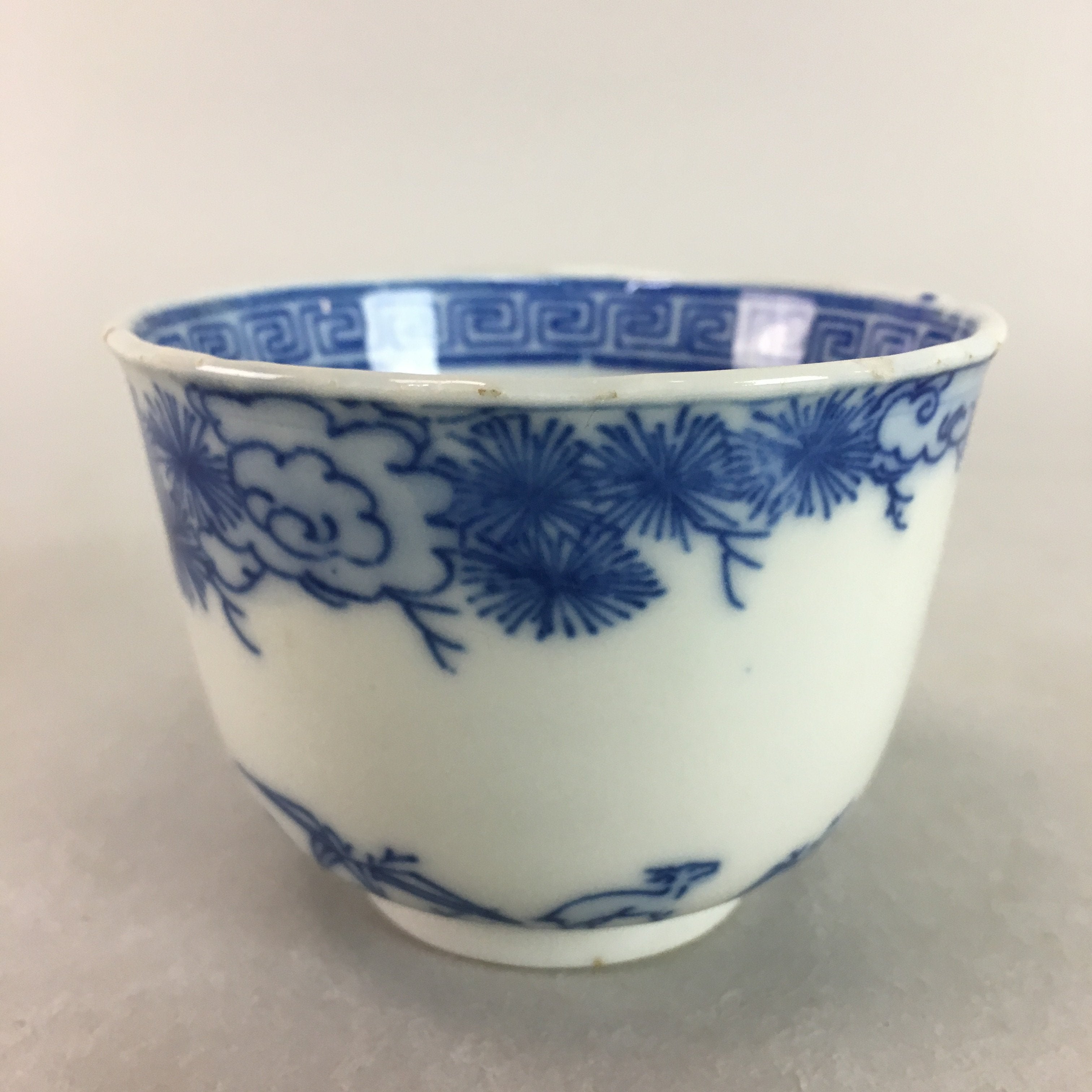 Japanese Sometsuke Porcelain Teacup Vtg Yunomi Sencha Blue Floral Design PT387