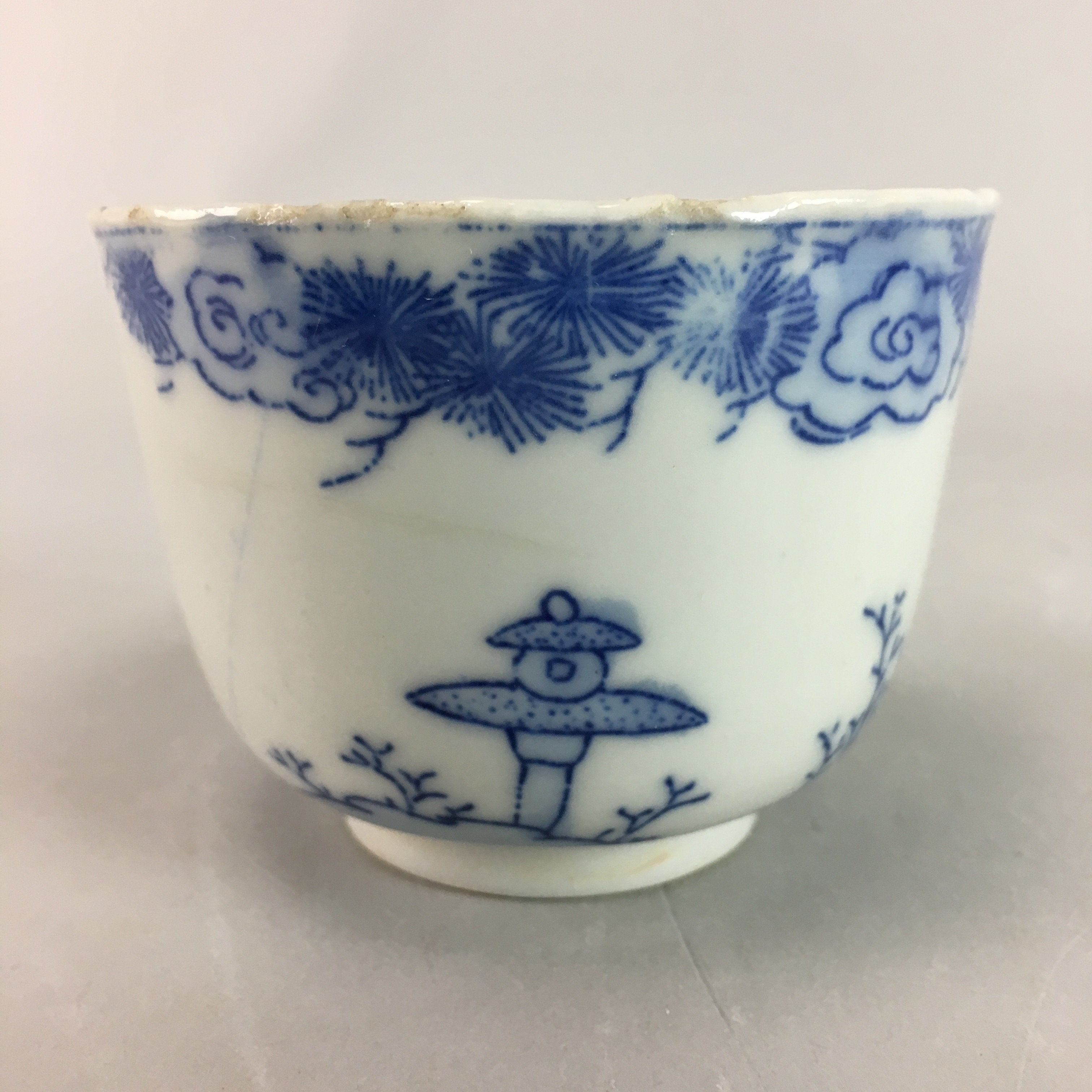 Japanese Sometsuke Porcelain Teacup Vtg Yunomi Sencha Blue Floral Design PT388