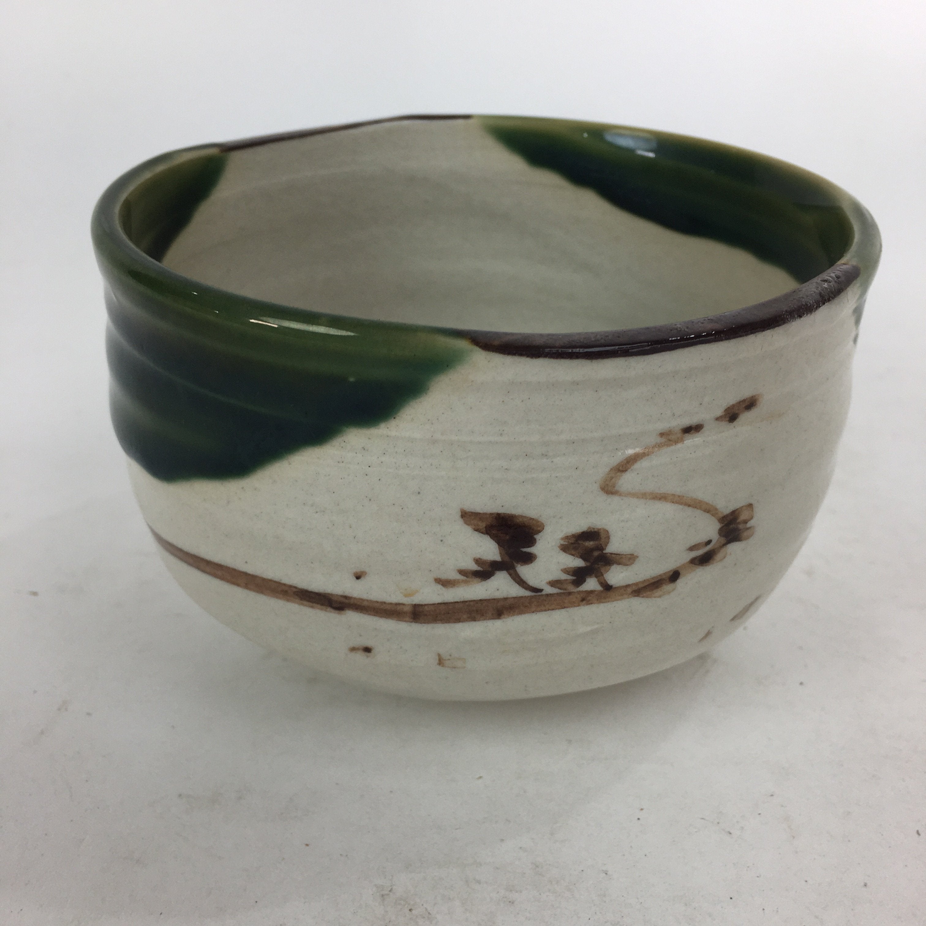 https://chidorivintage.com/cdn/shop/products/Japanese-Tea-Ceremony-Set-Chabako-Wooden-Box-Vtg-Chawan-Natsume-PX558-2.jpg?v=1636571864