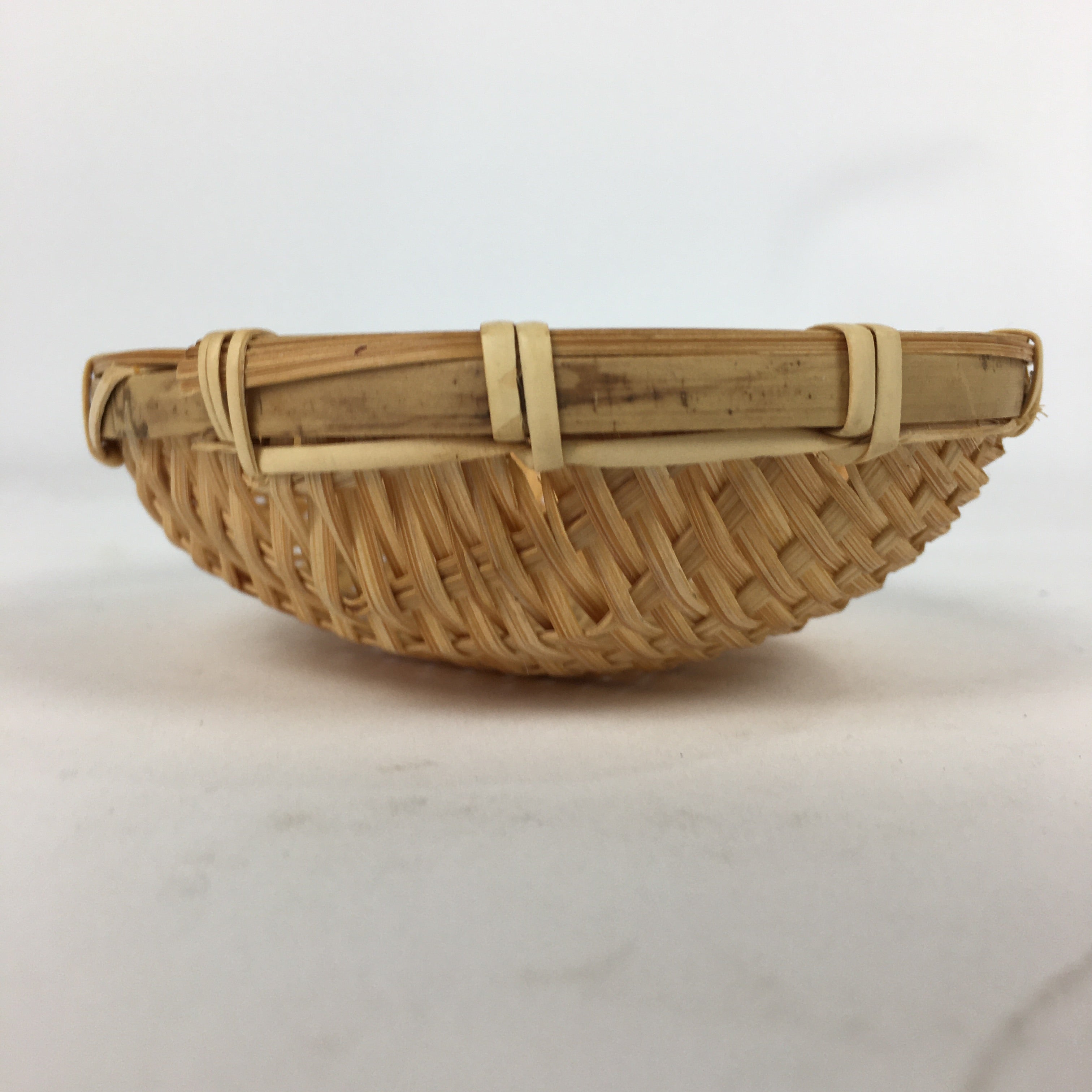 Japanese Tiny Bamboo Drying Basket Vtg Natural Round Kago Zaru 10.5 cm Wide B179